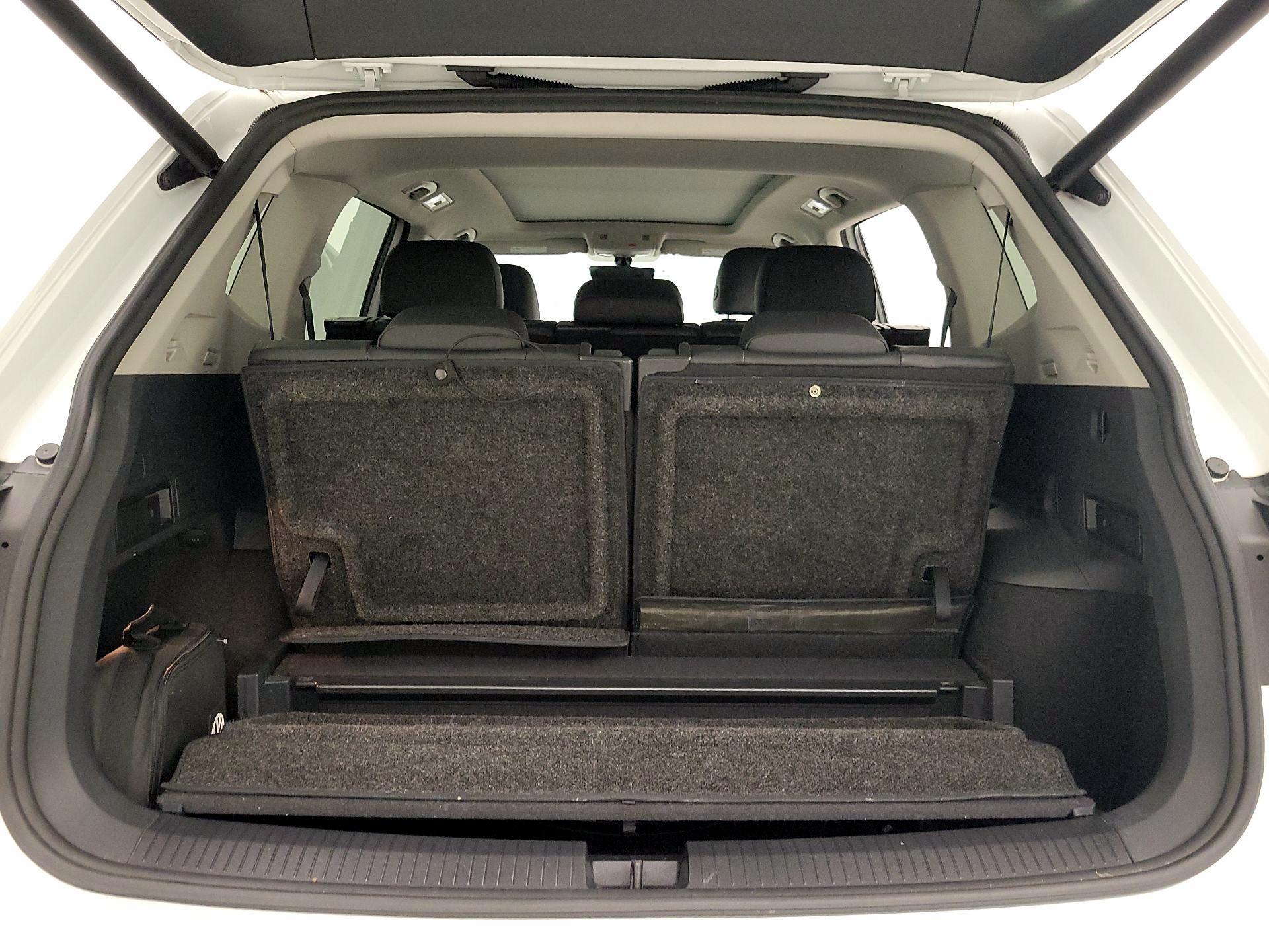 Thumbnail: 2019 Volkswagen Tiguan - 20