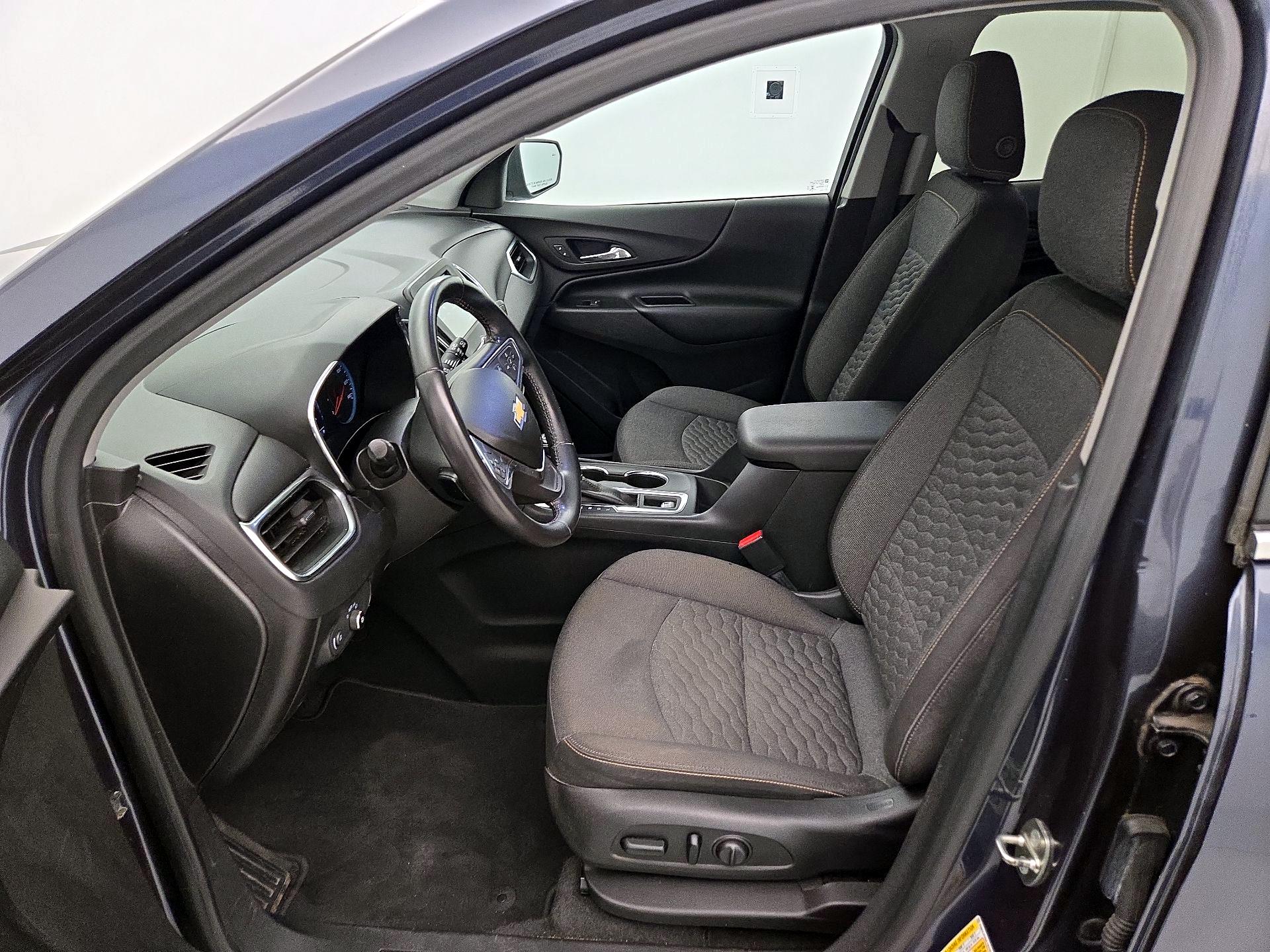 Thumbnail: 2018 Chevrolet Equinox - 11