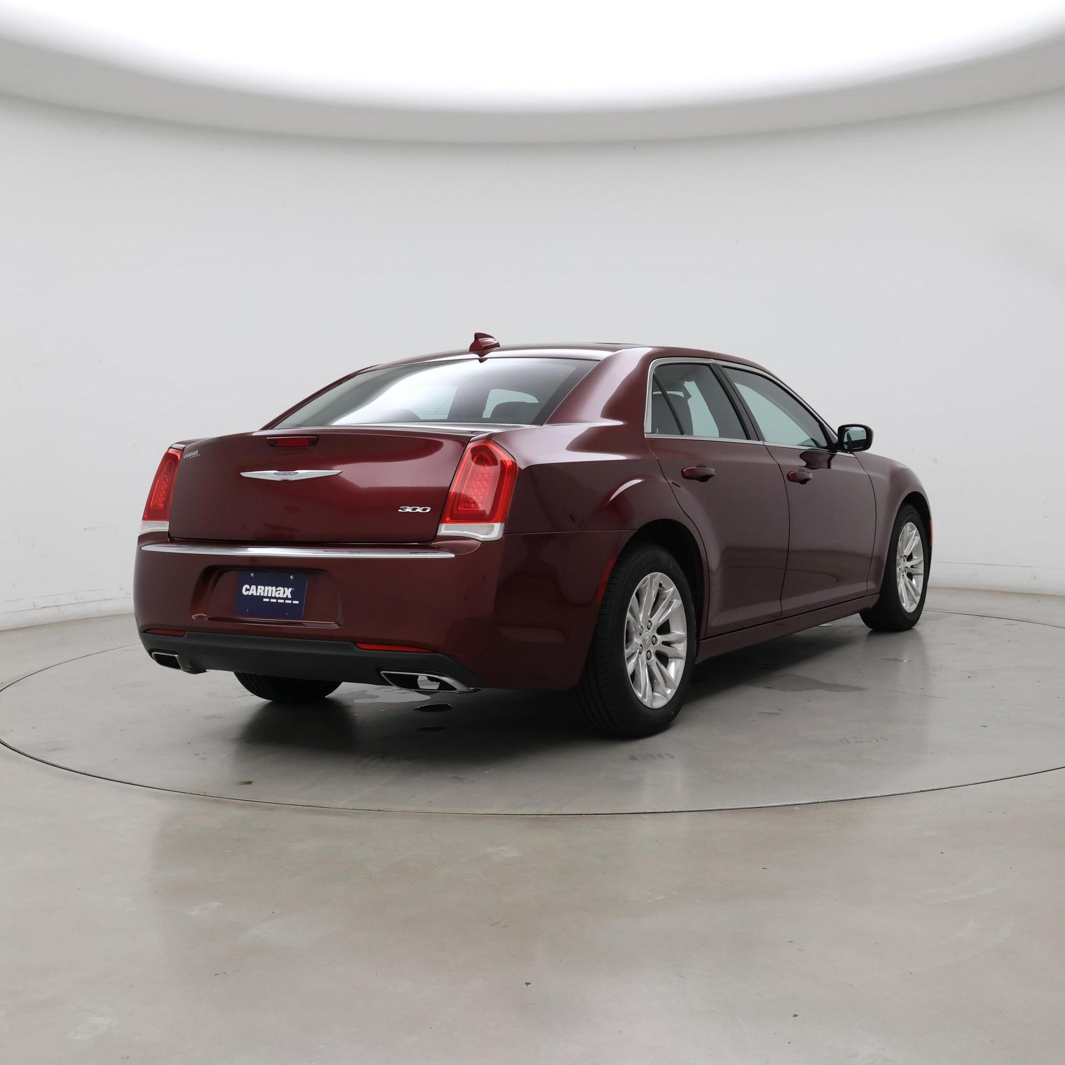 Thumbnail: 2017 Chrysler 300 - 8