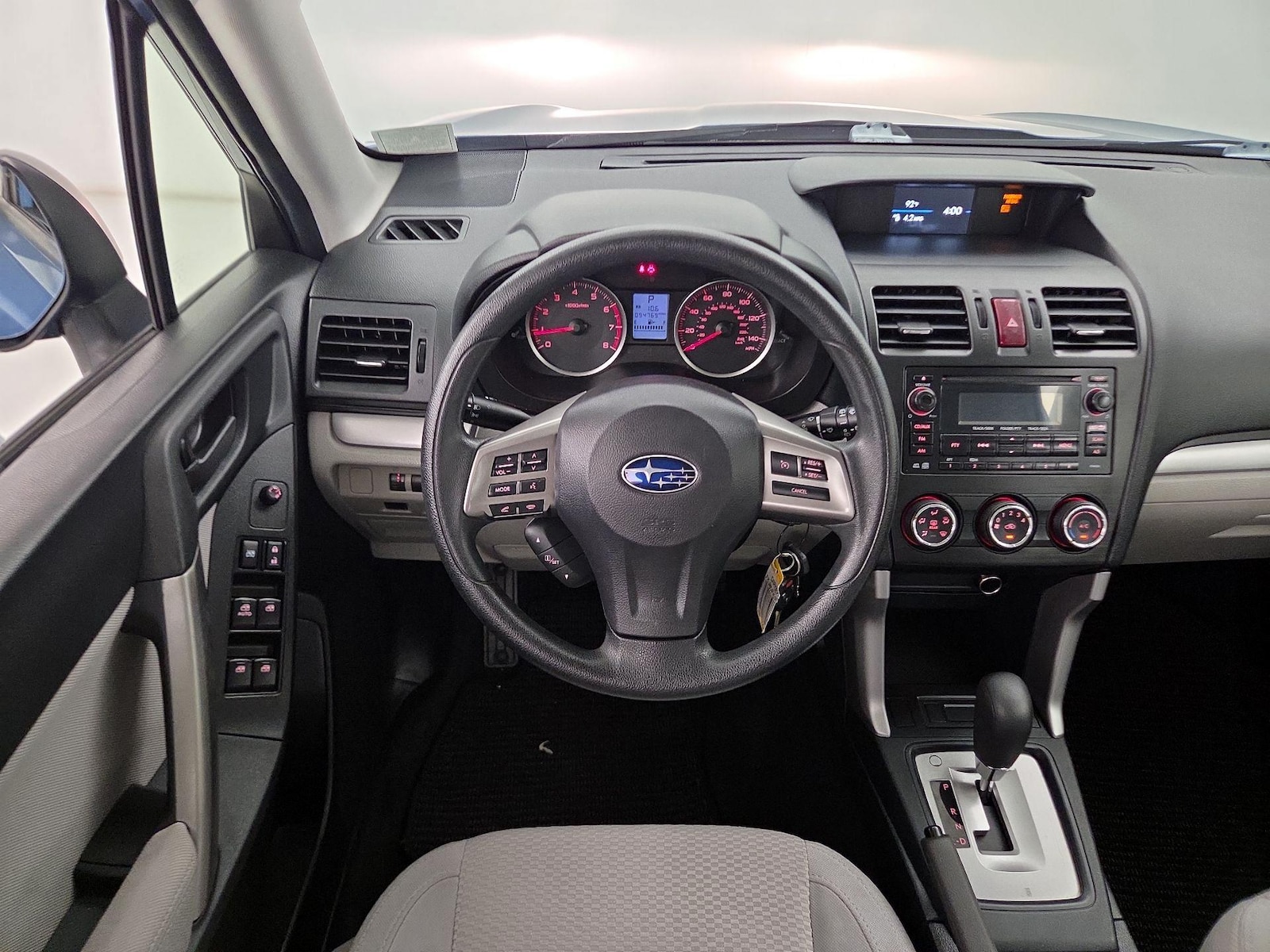 2015 Subaru Forester i - Photo 11