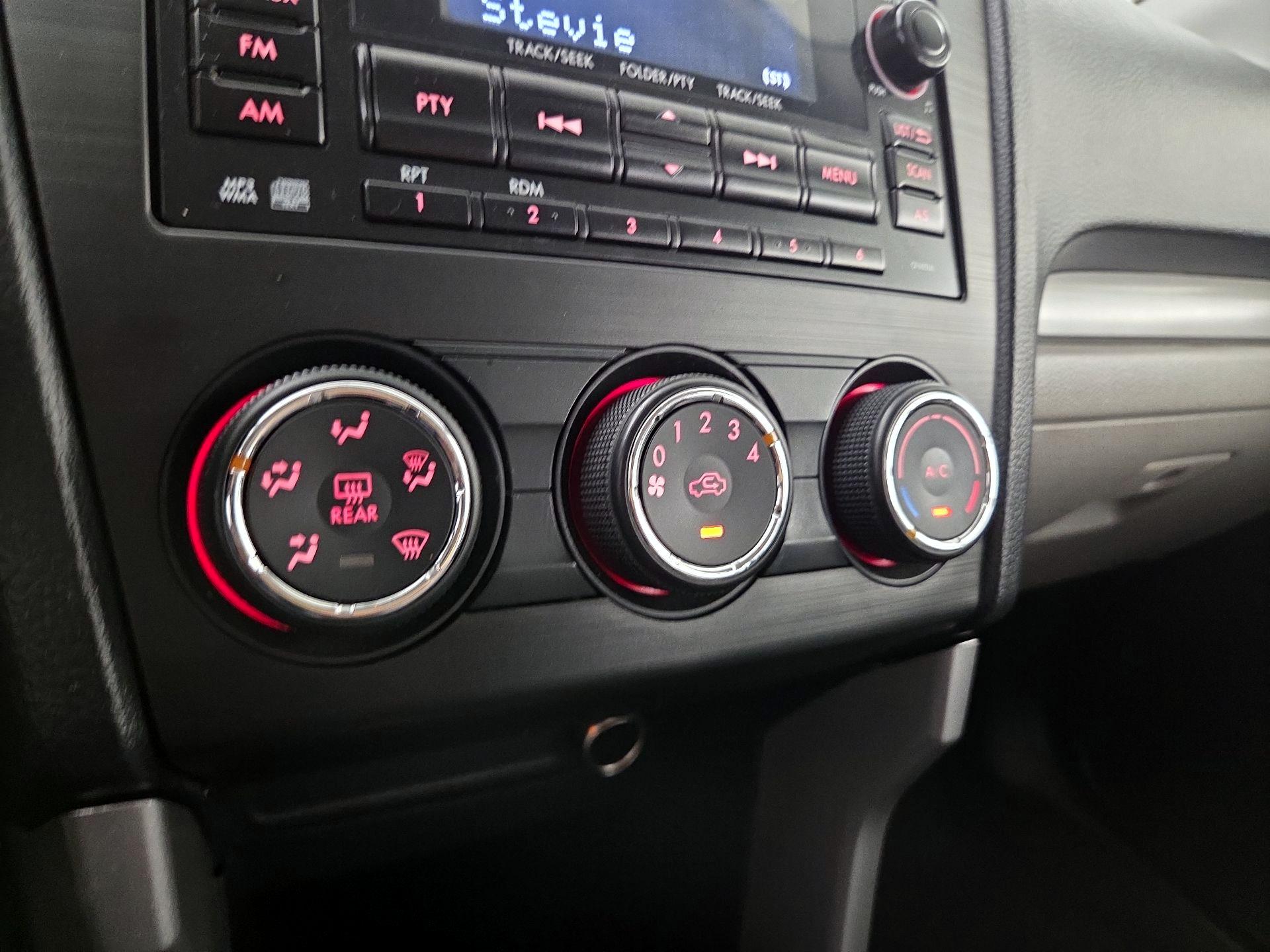 Thumbnail: 2015 Subaru Forester - 15