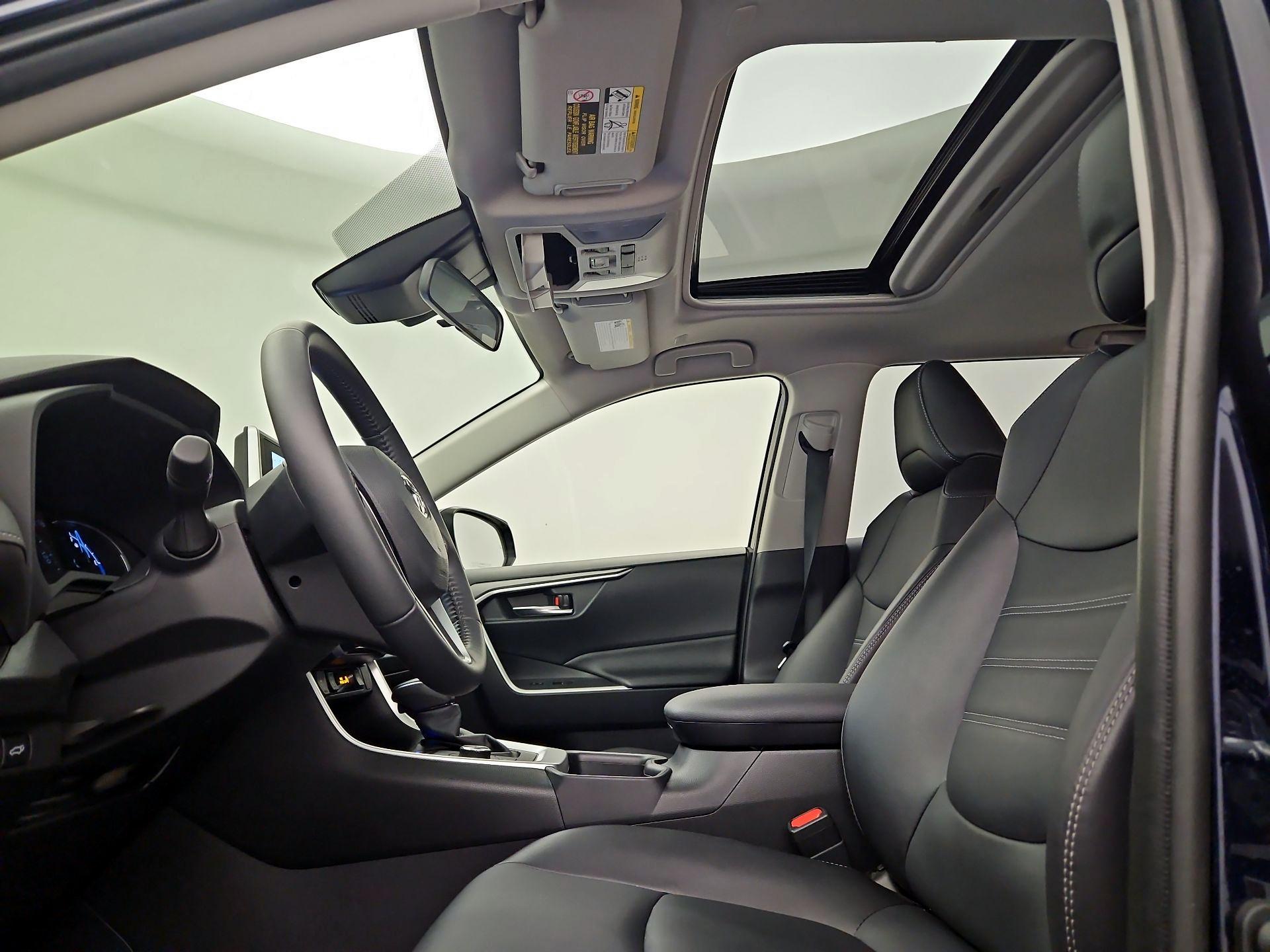 Thumbnail: 2023 Toyota RAV4 - 19