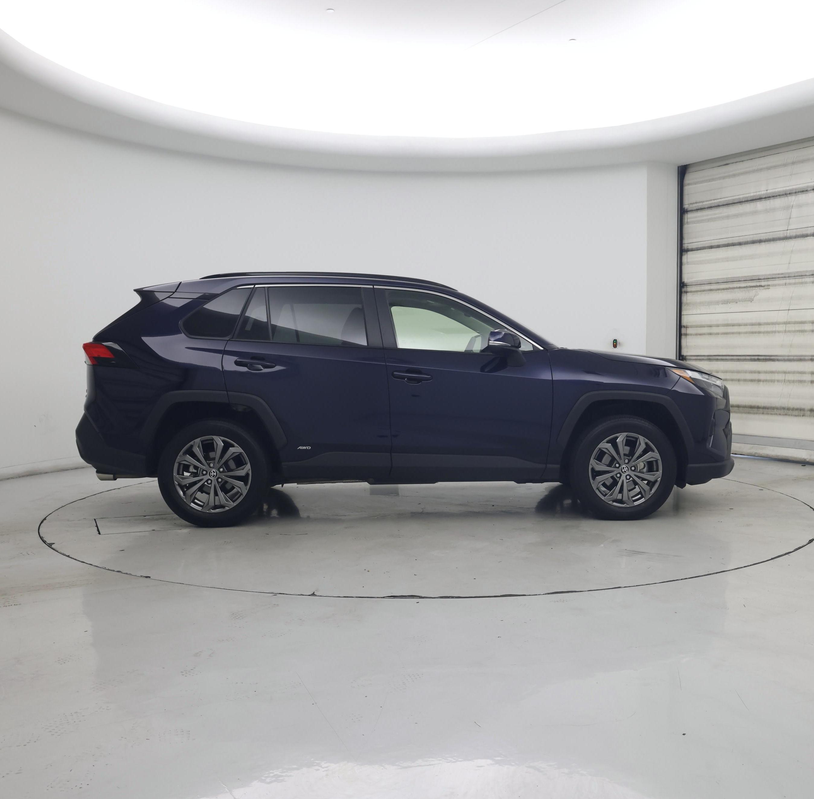Thumbnail: 2023 Toyota RAV4 - 7