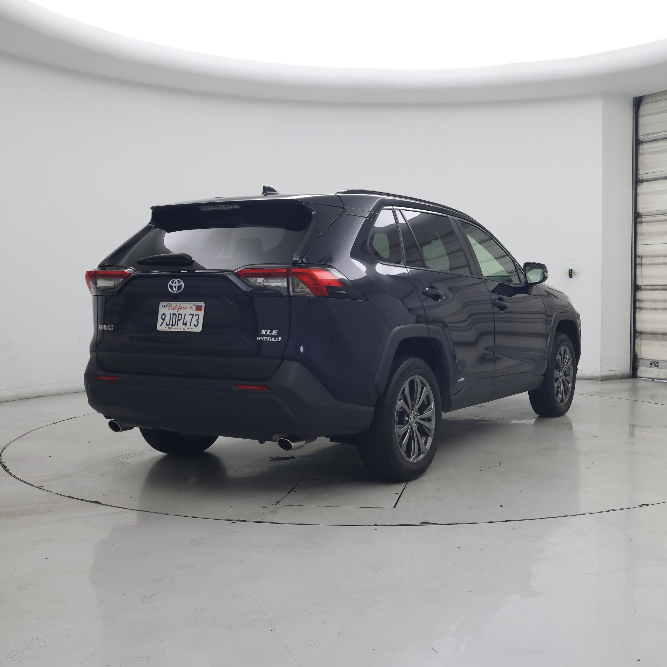 Thumbnail: 2023 Toyota RAV4 - 8