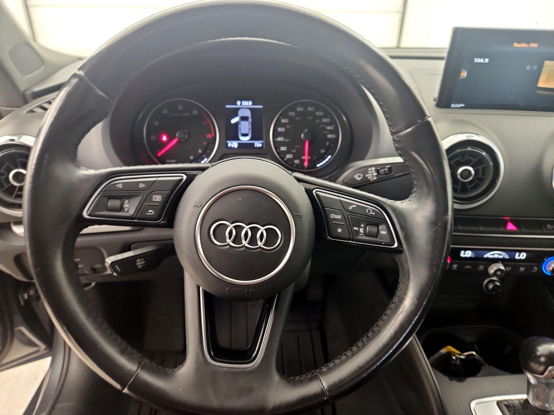 Thumbnail: 2017 Audi A3 - 10