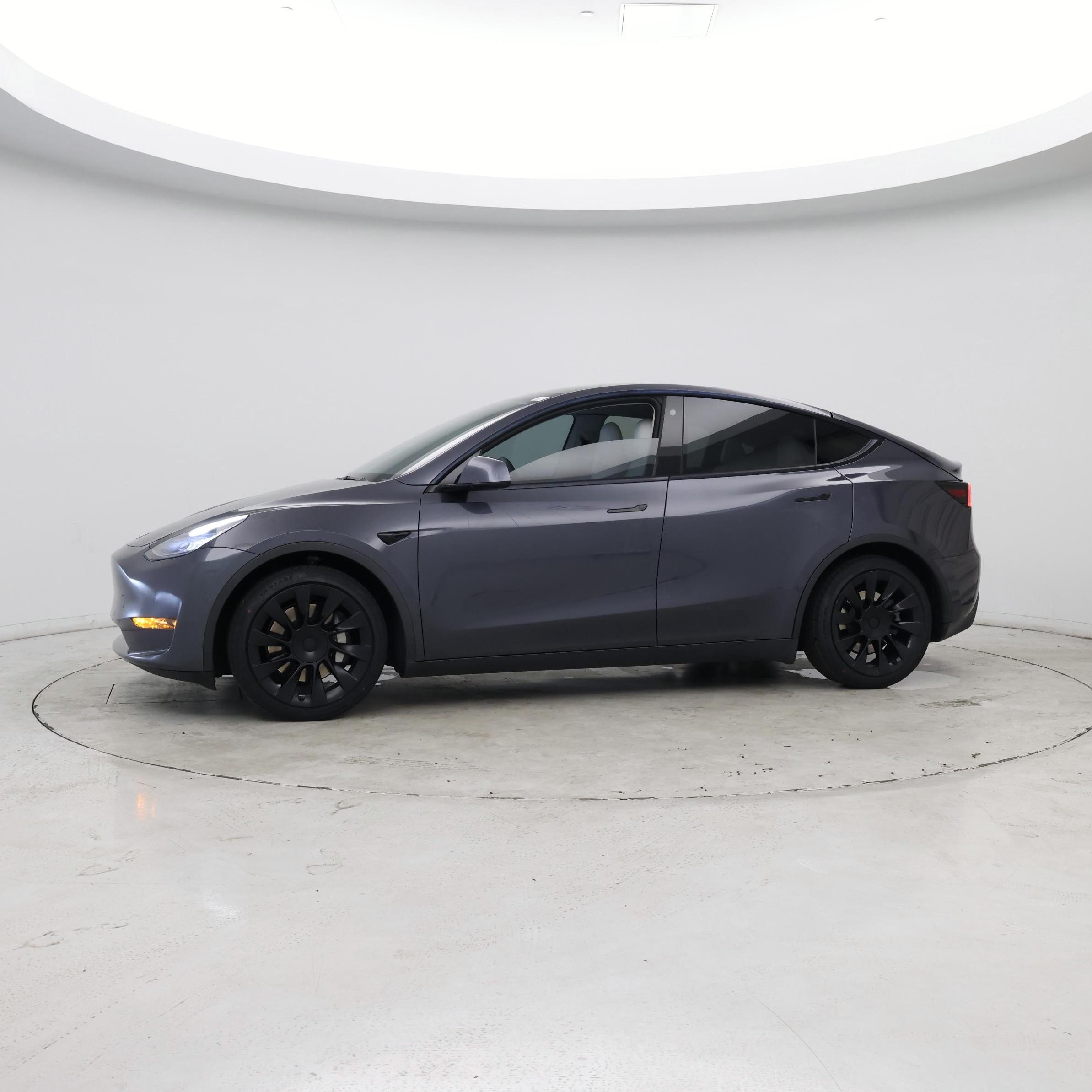 Thumbnail: 2021 Tesla Model Y - 4