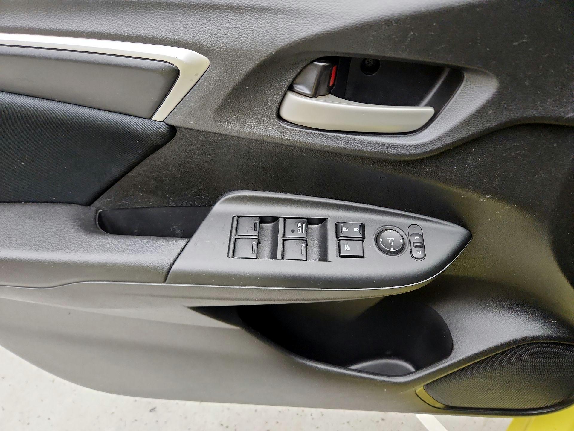 Thumbnail: 2016 Honda Fit - 12