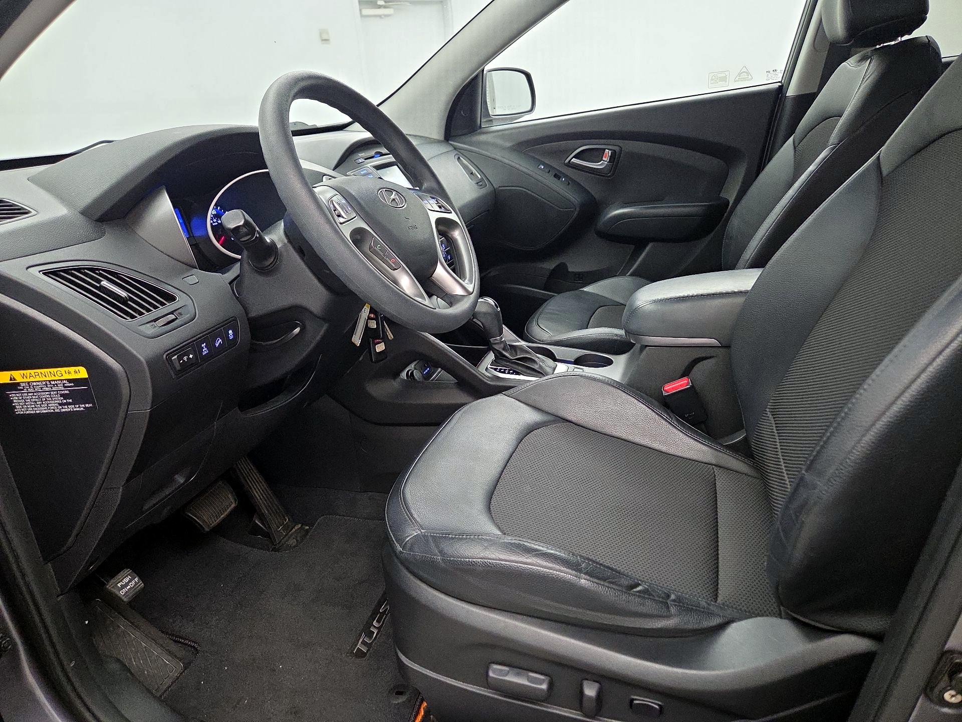 Thumbnail: 2015 Hyundai Tucson - 11