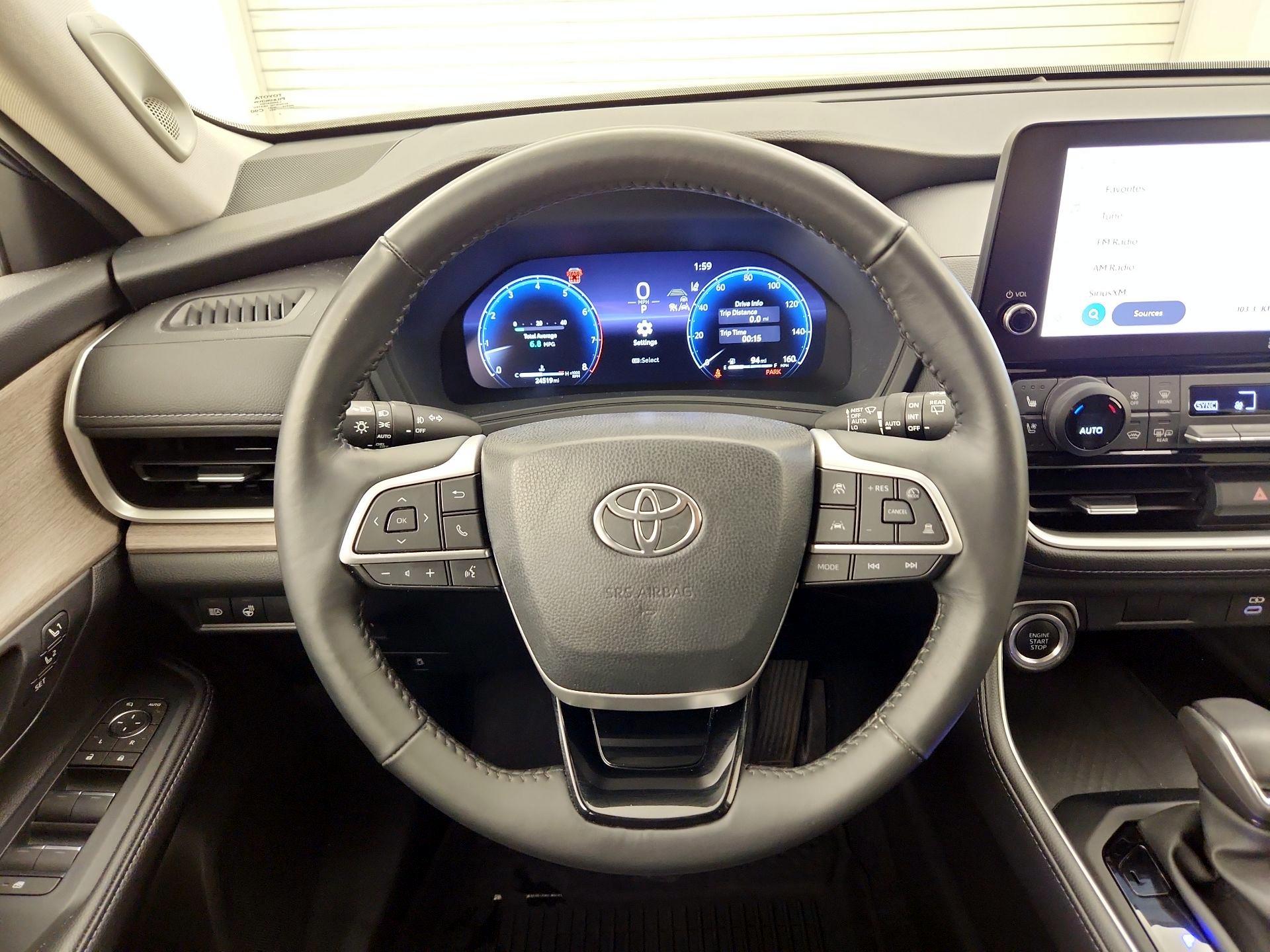 Thumbnail: 2024 Toyota Grand Highlander - 10