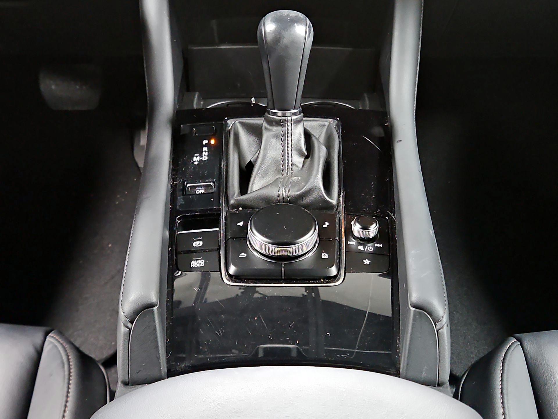 Thumbnail: 2019 Mazda Mazda3 - 17