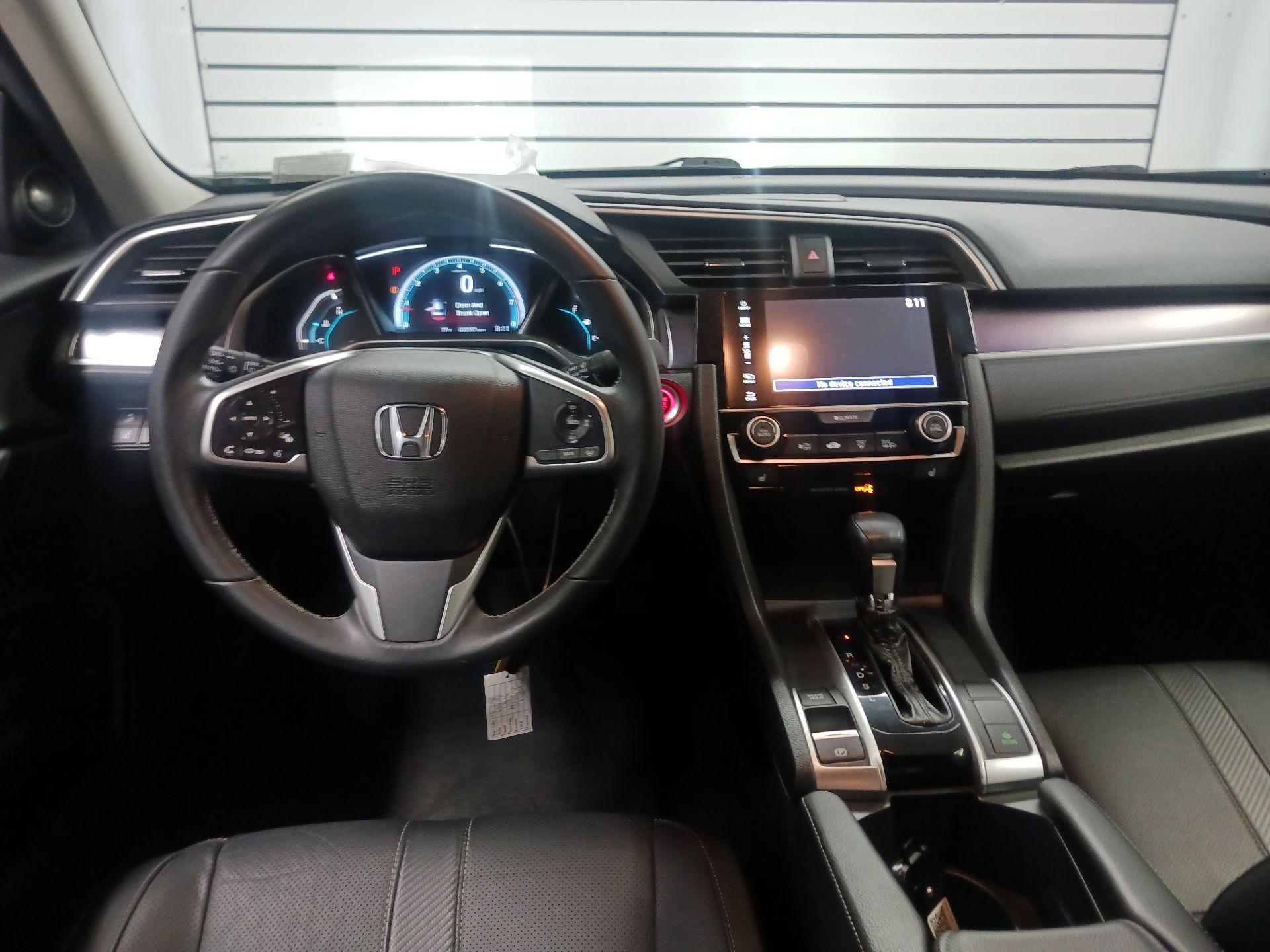 Thumbnail: 2018 Honda Civic - 9