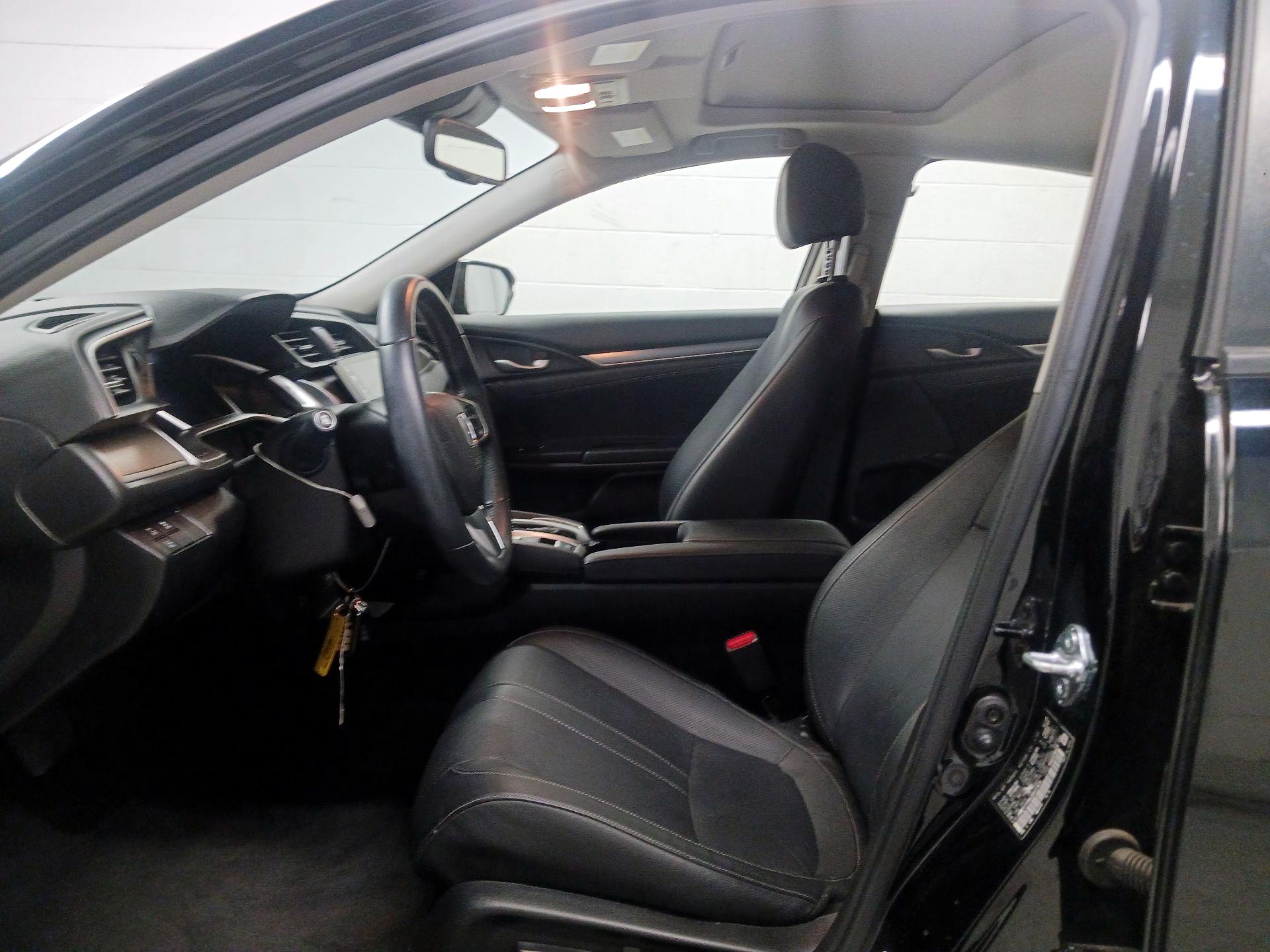 Thumbnail: 2018 Honda Civic - 11