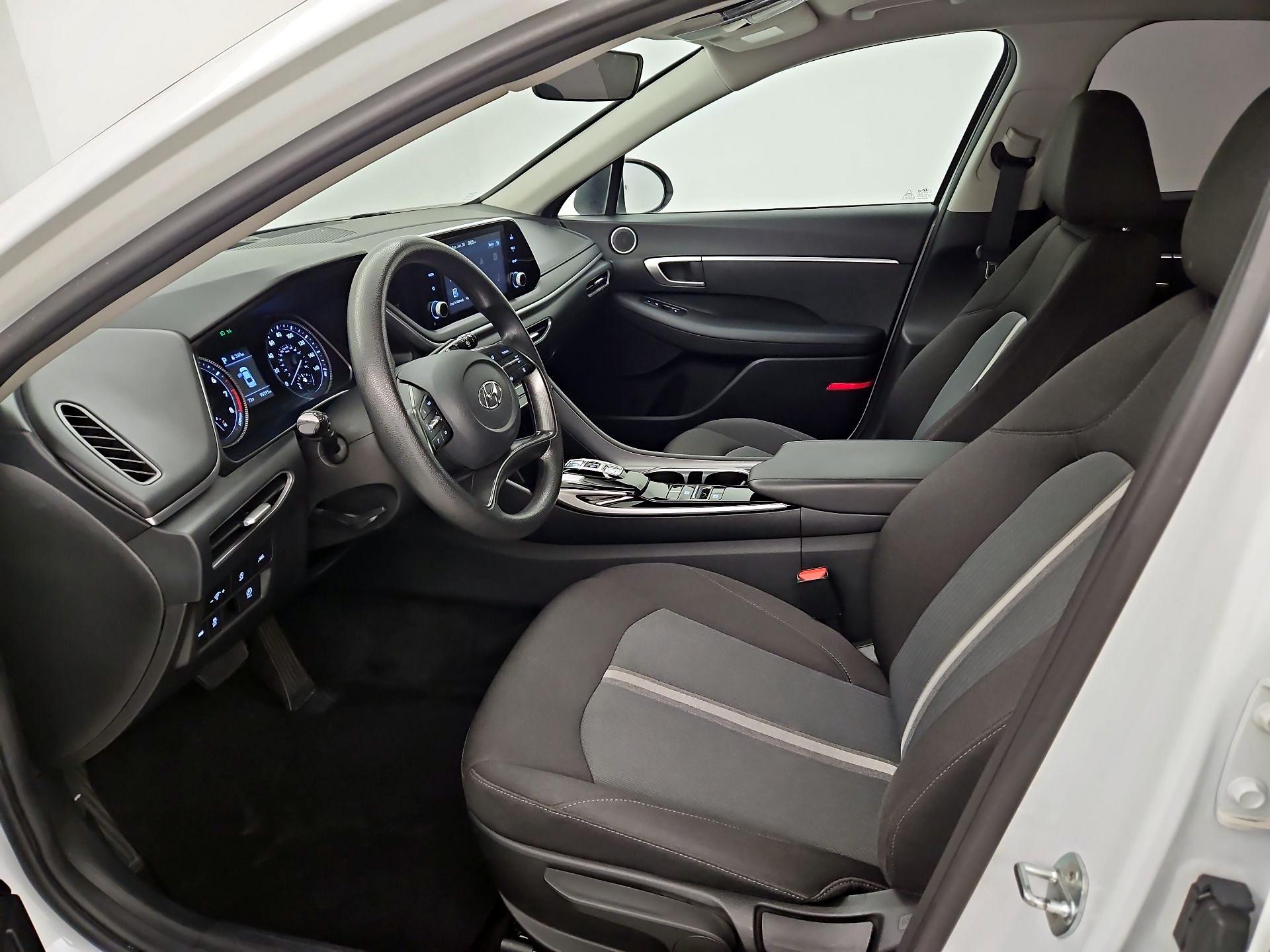 Thumbnail: 2020 Hyundai Sonata - 11