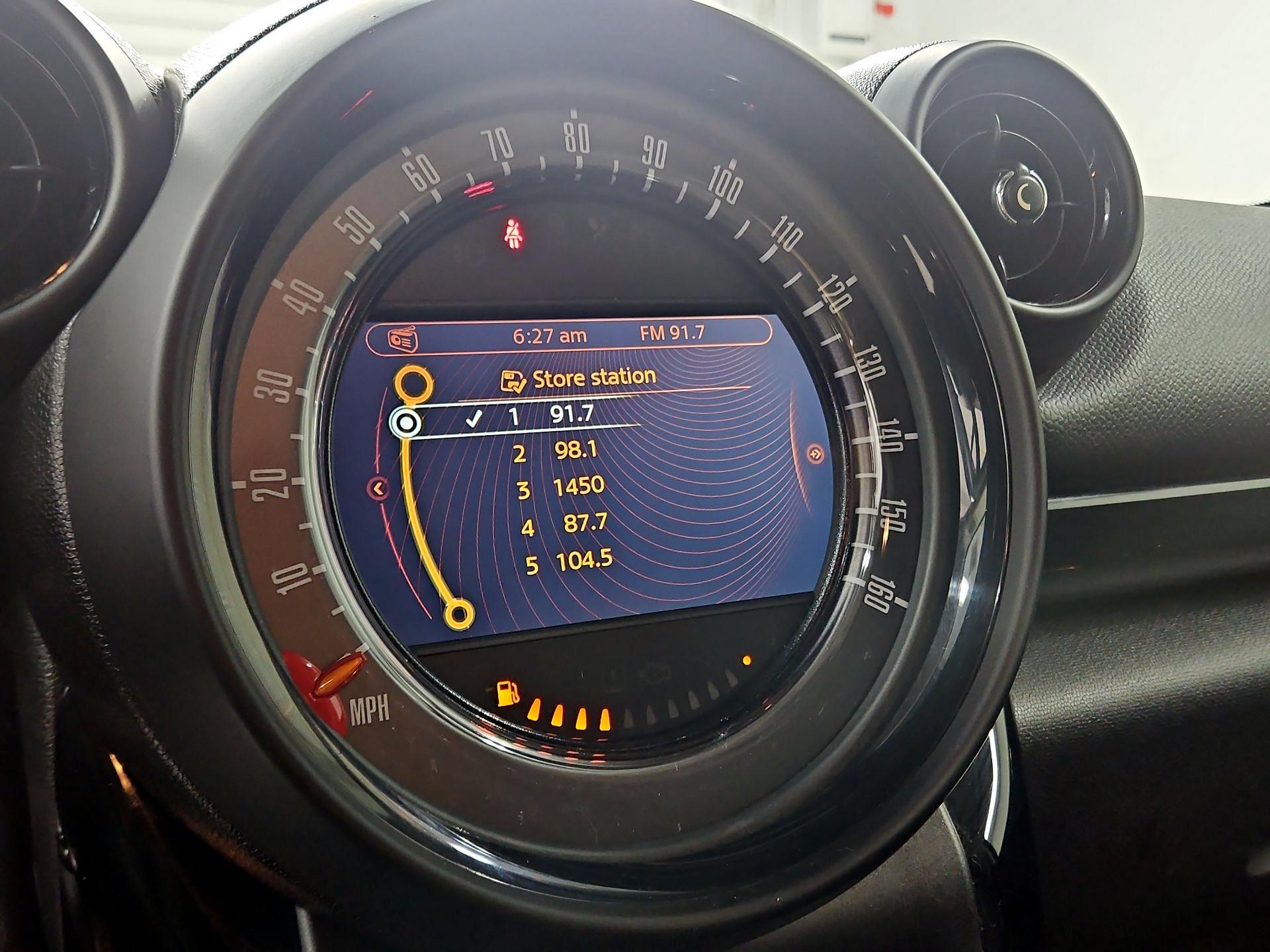 Thumbnail: 2015 MINI Cooper Countryman - 14