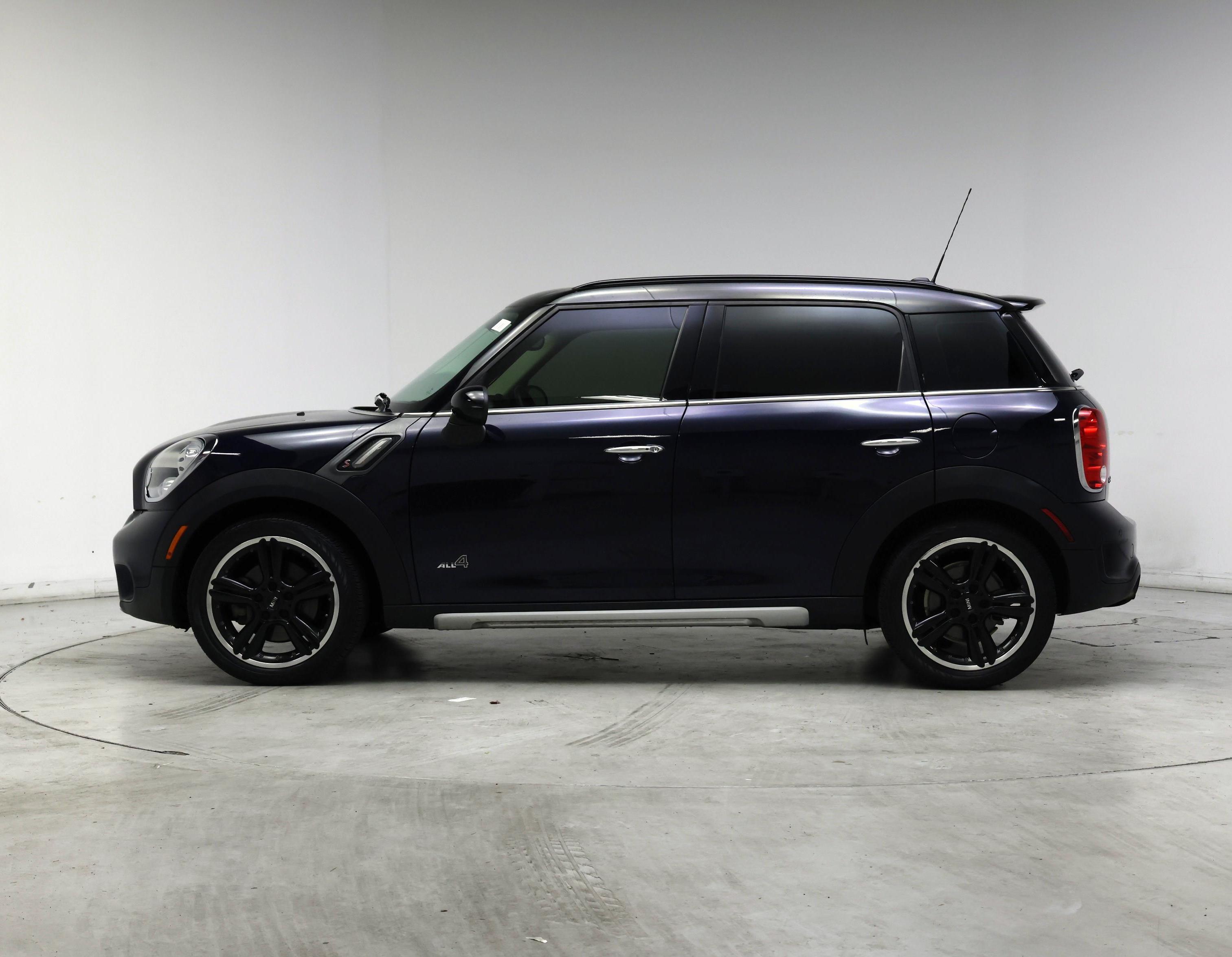 Thumbnail: 2015 MINI Cooper Countryman - 3