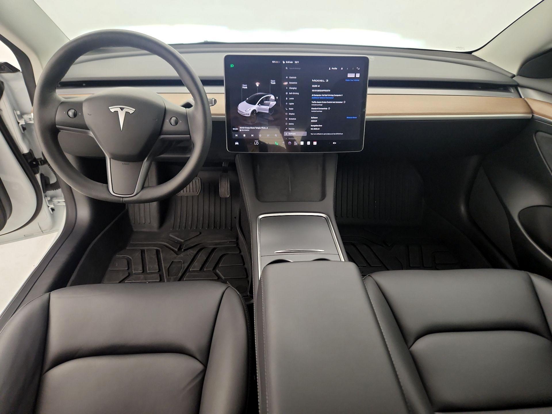 Thumbnail: 2023 Tesla Model 3 - 9