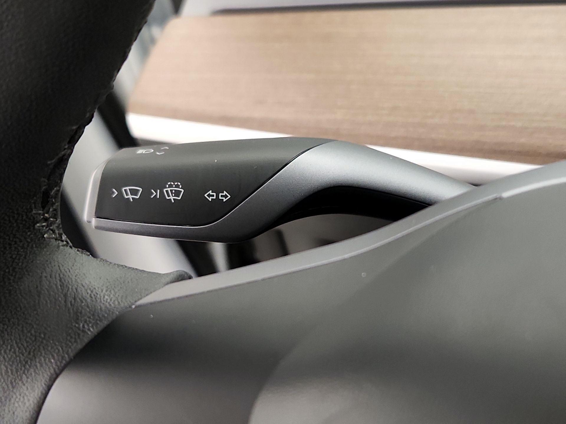 Thumbnail: 2023 Tesla Model 3 - 13