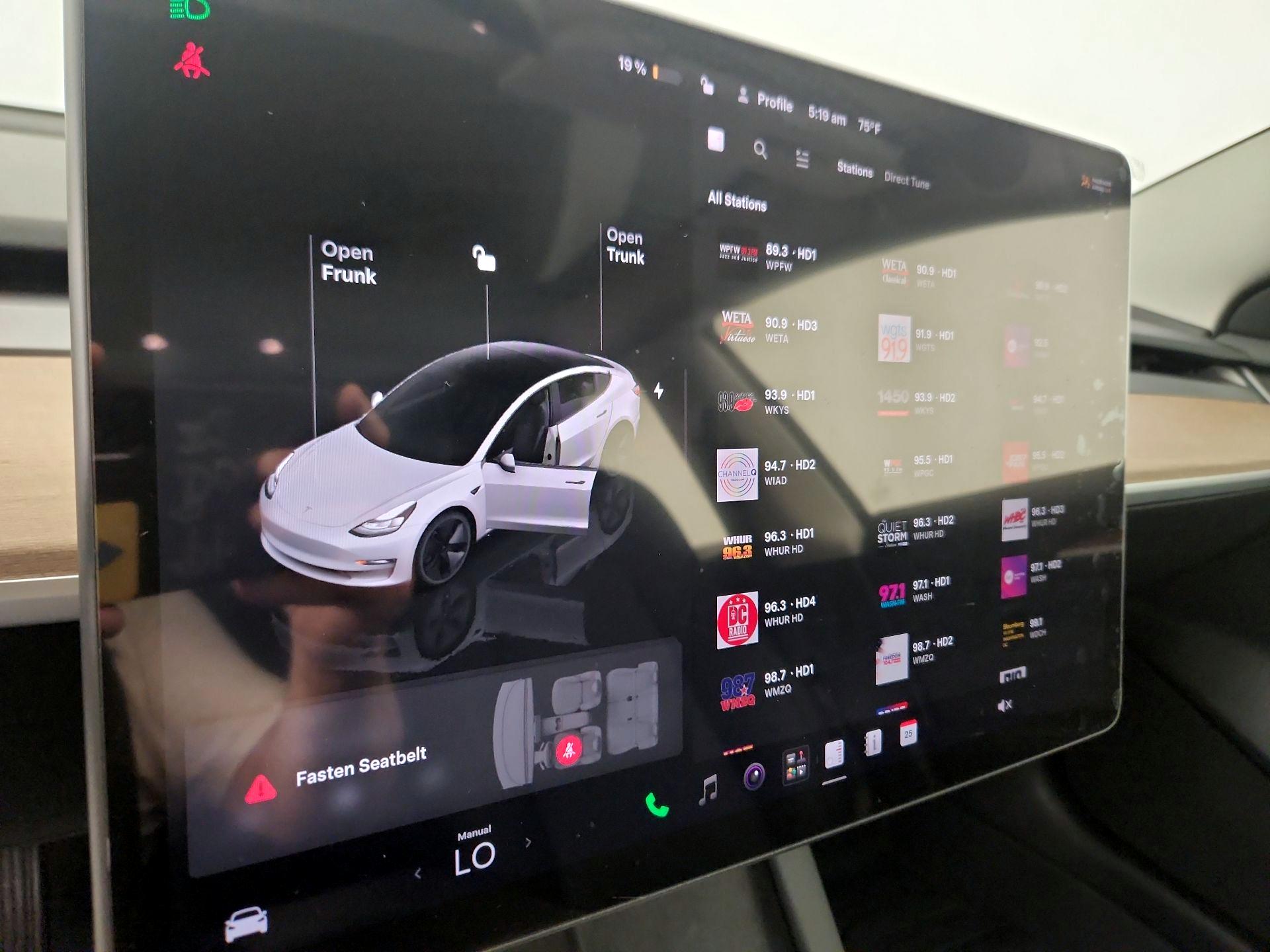 Thumbnail: 2023 Tesla Model 3 - 16