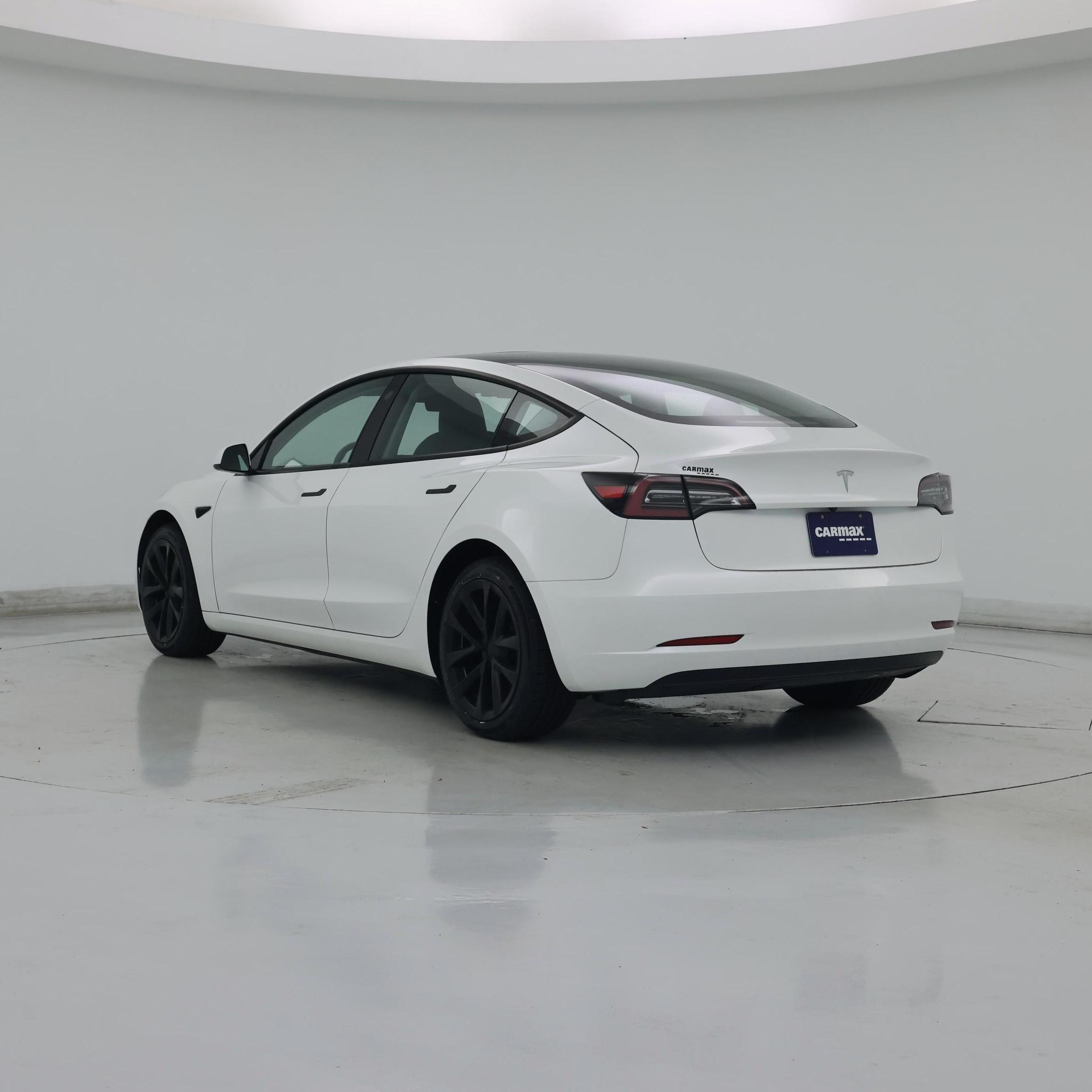 Thumbnail: 2023 Tesla Model 3 - 2