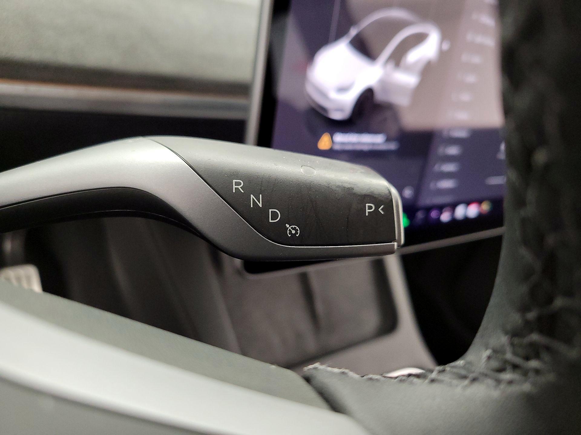 Thumbnail: 2023 Tesla Model Y - 17