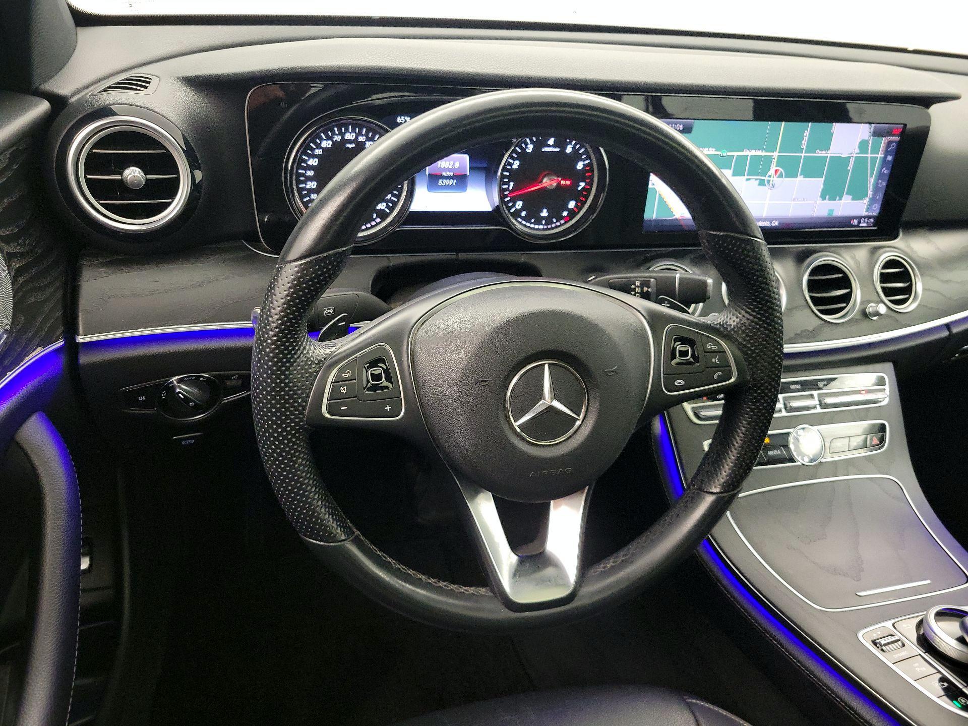 Thumbnail: 2018 Mercedes-Benz E-Class - 10