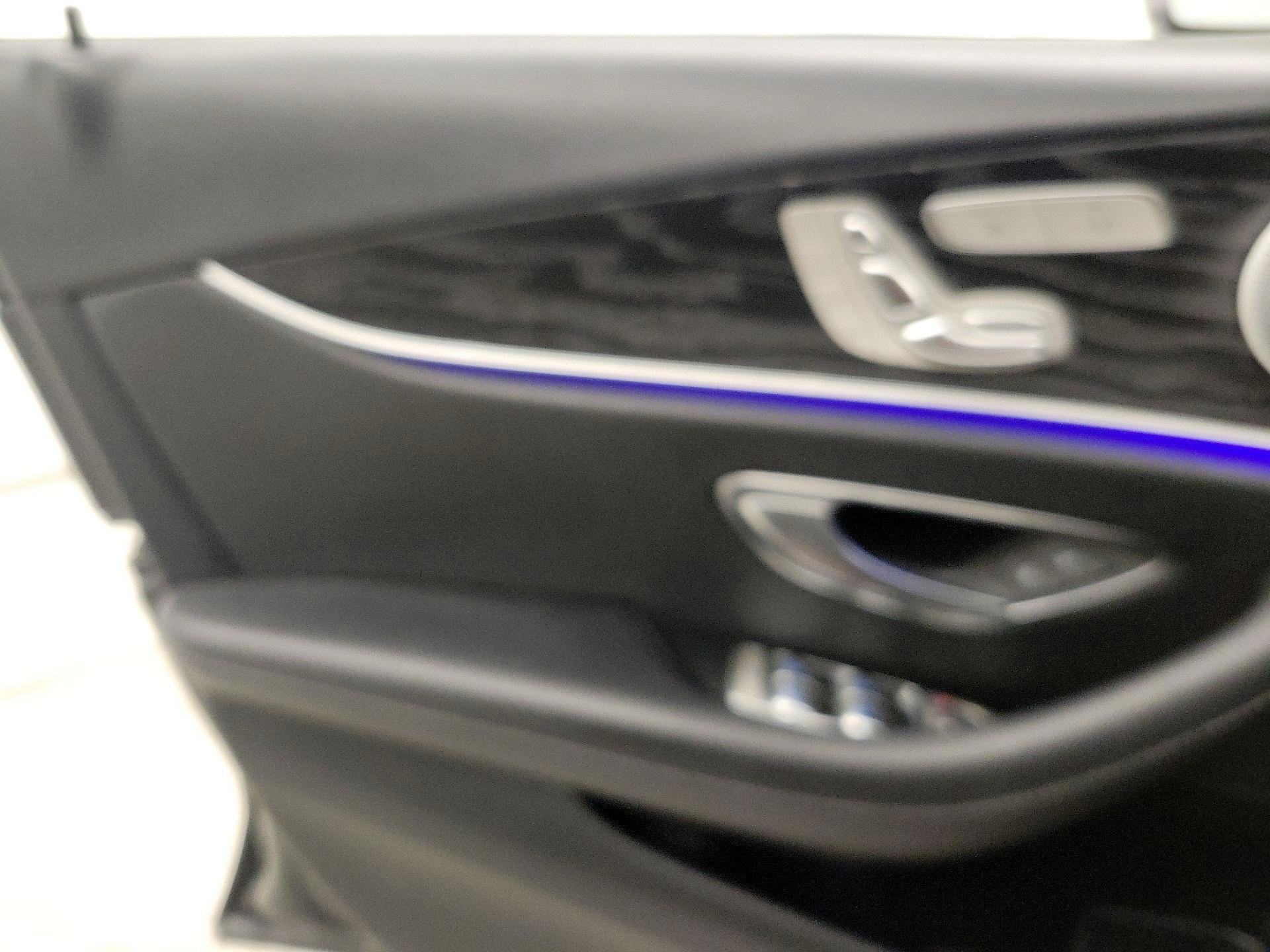 Thumbnail: 2018 Mercedes-Benz E-Class - 12