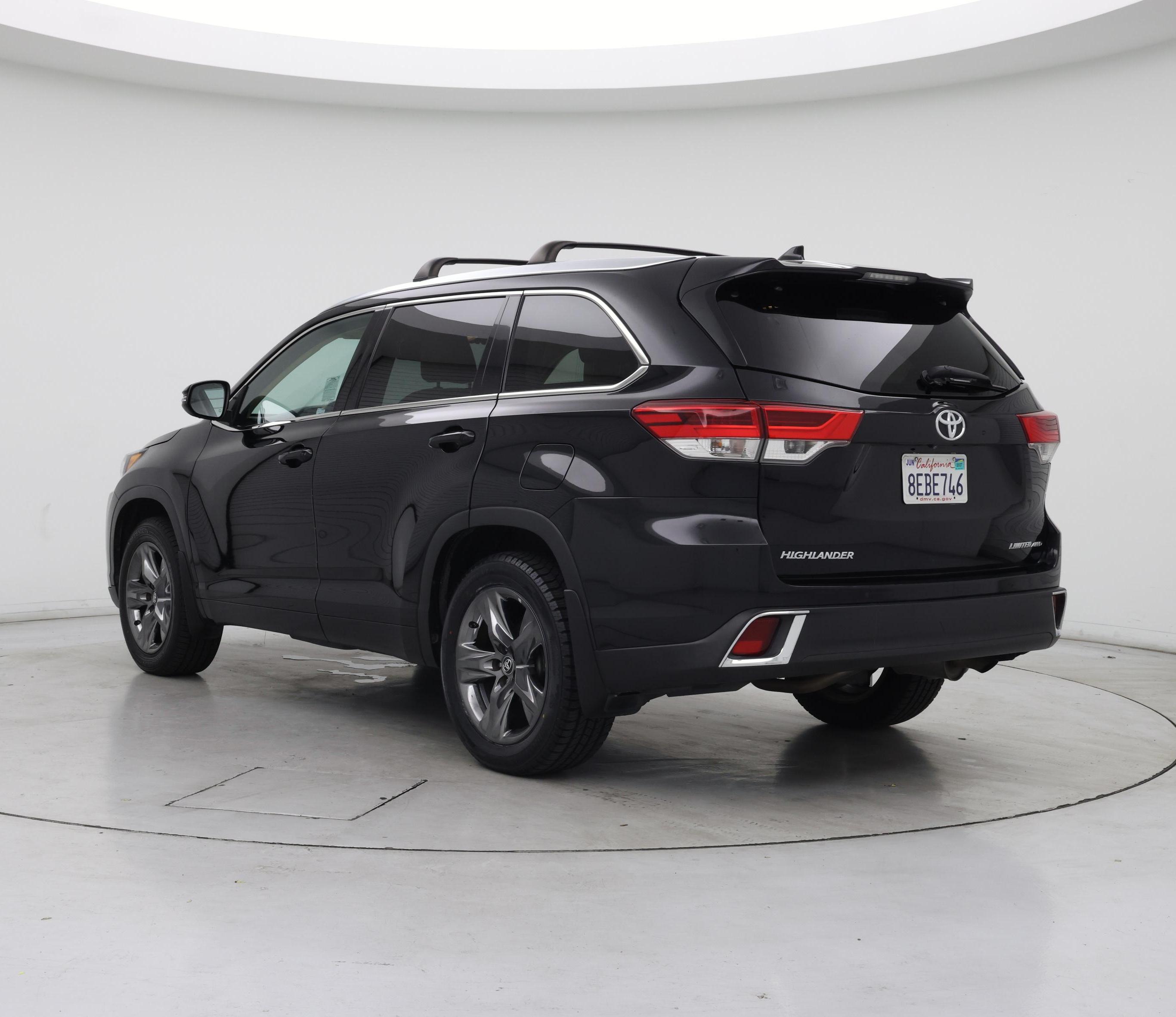 Thumbnail: 2018 Toyota Highlander - 2