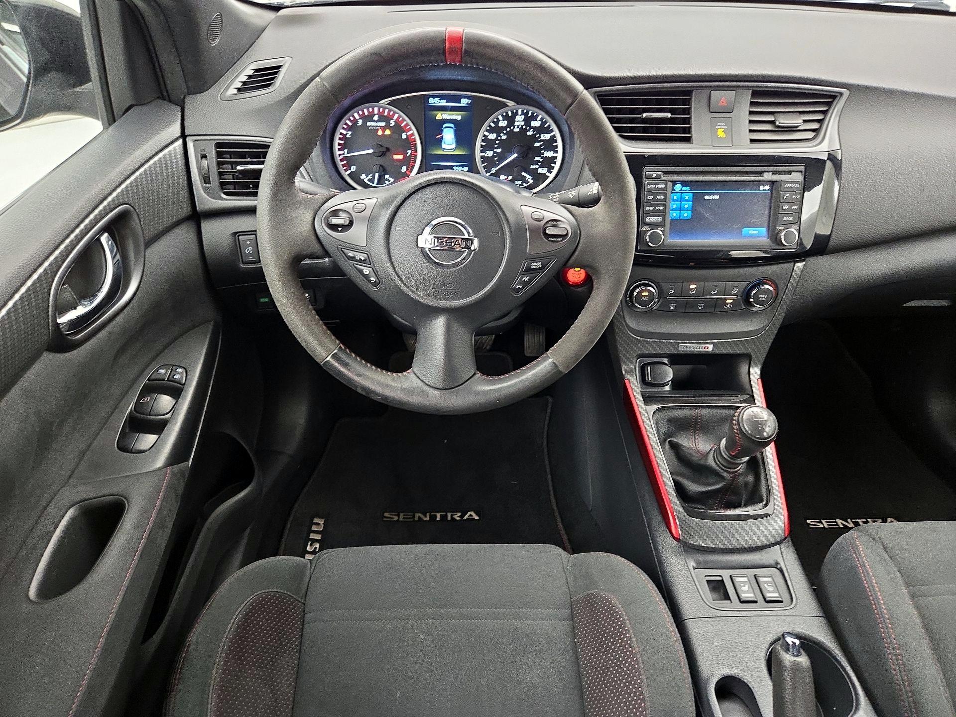 Thumbnail: 2017 Nissan Sentra - 10