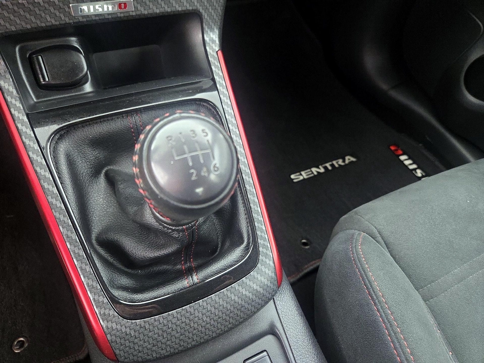 2017 Nissan Sentra Nismo - Photo 18