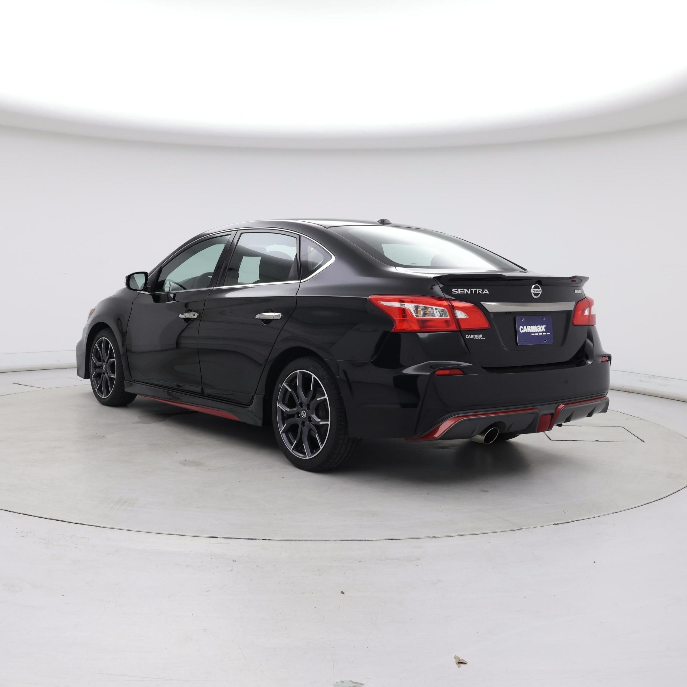 Thumbnail: 2017 Nissan Sentra - 2