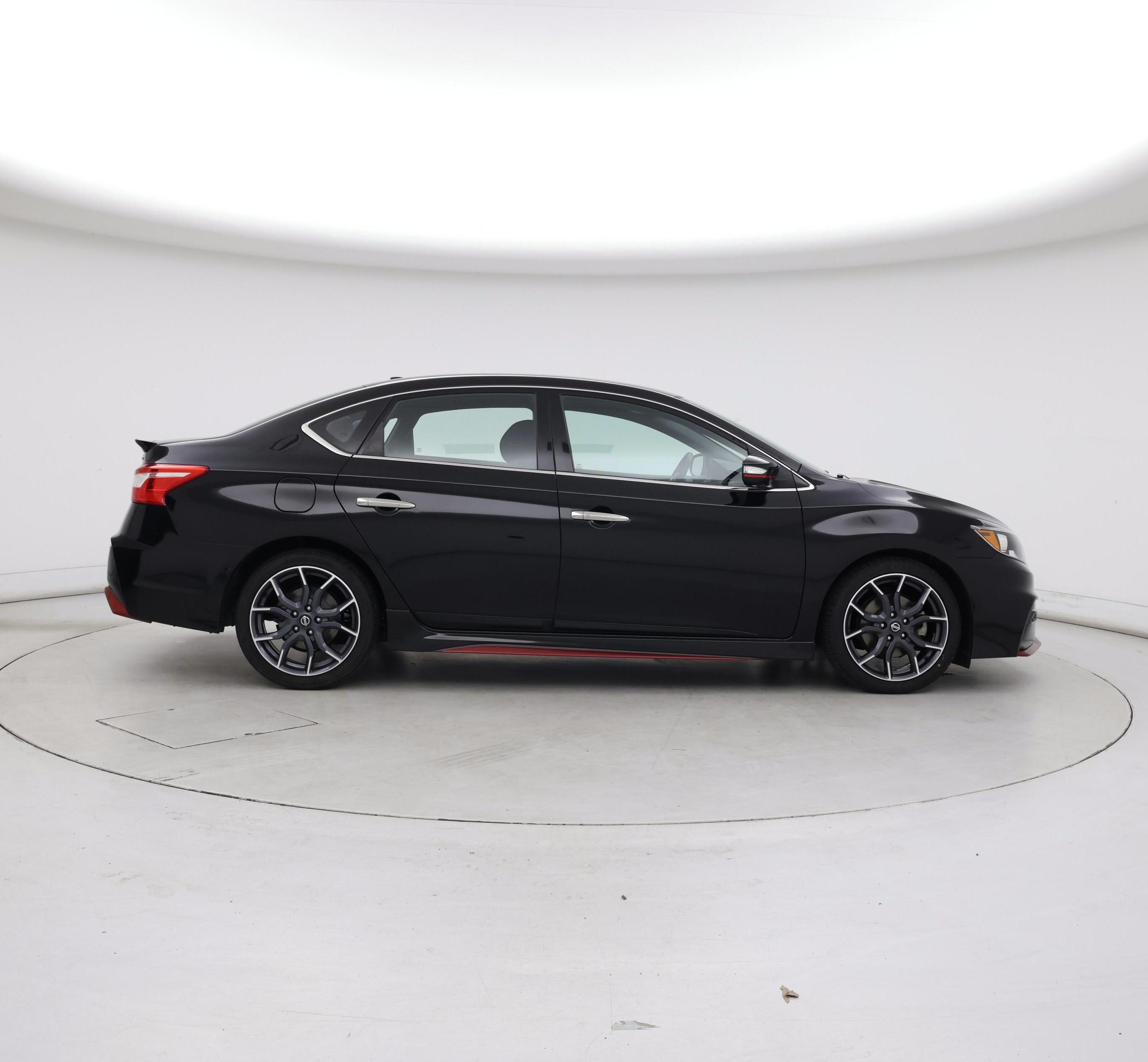 Thumbnail: 2017 Nissan Sentra - 7