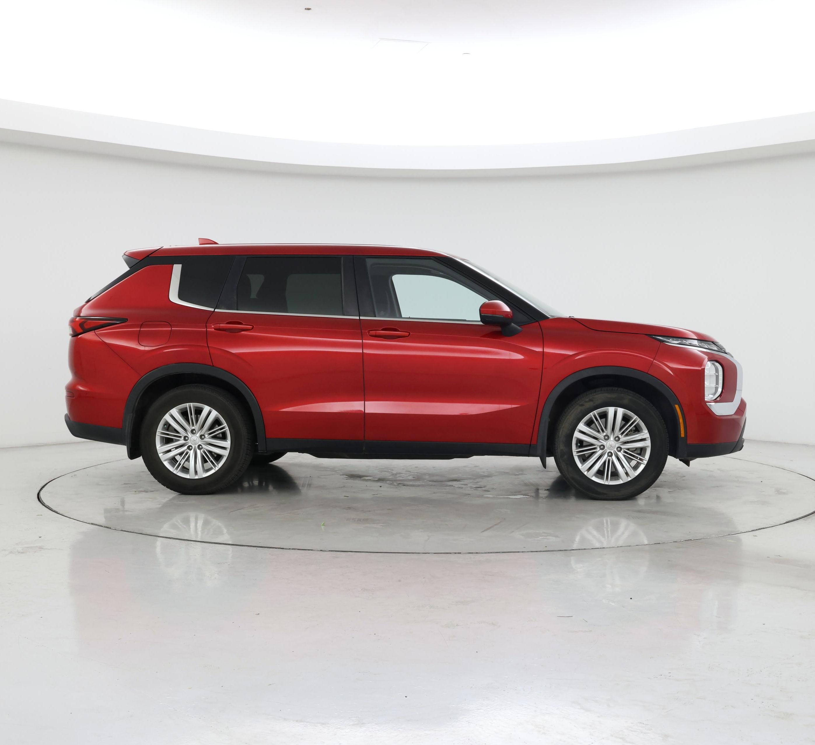 Thumbnail: 2022 Mitsubishi Outlander - 7