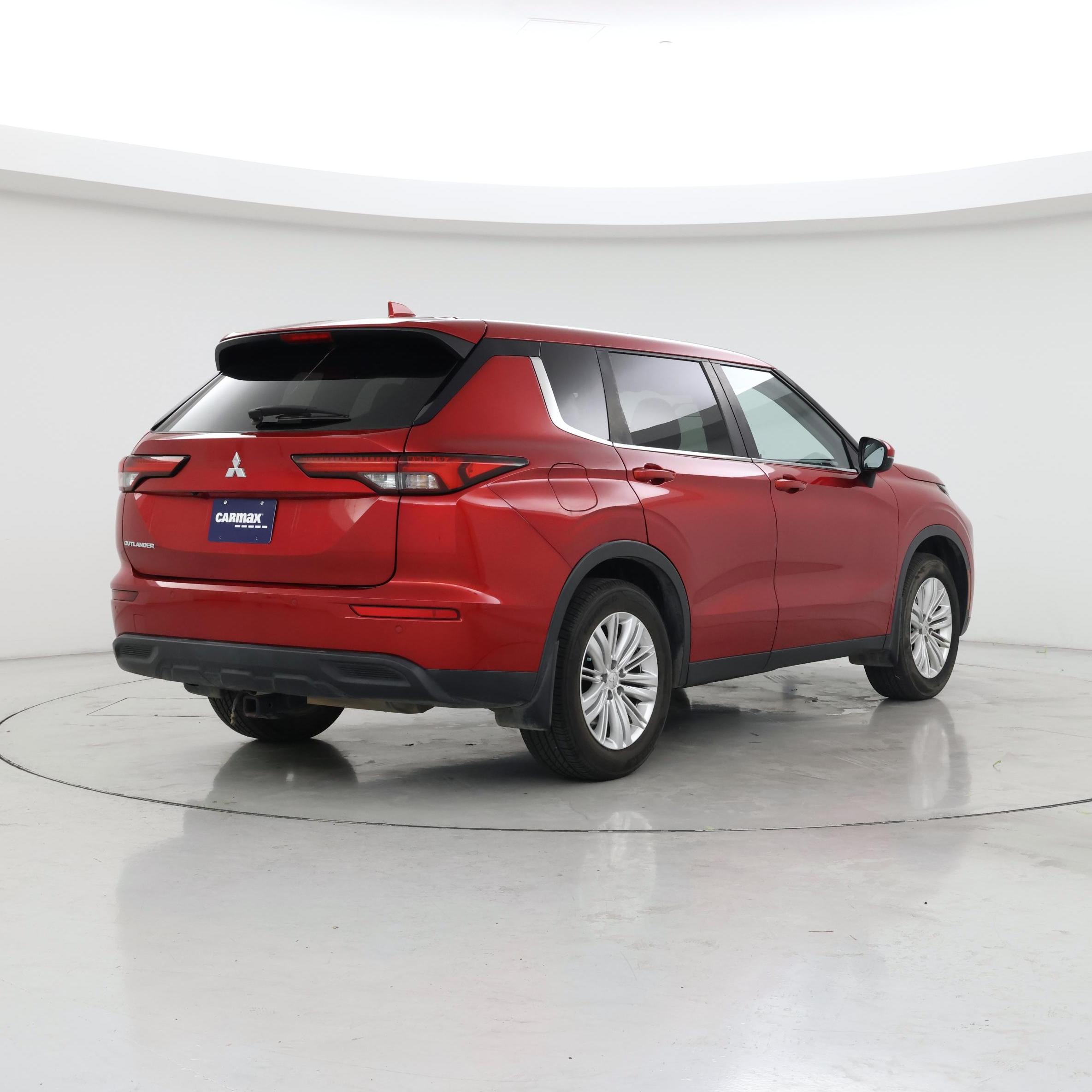 Thumbnail: 2022 Mitsubishi Outlander - 8