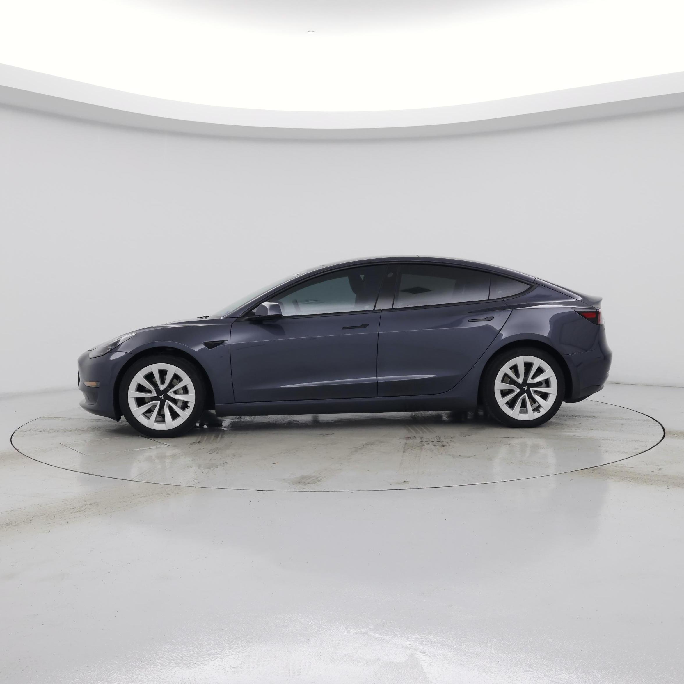 Thumbnail: 2022 Tesla Model 3 - 3