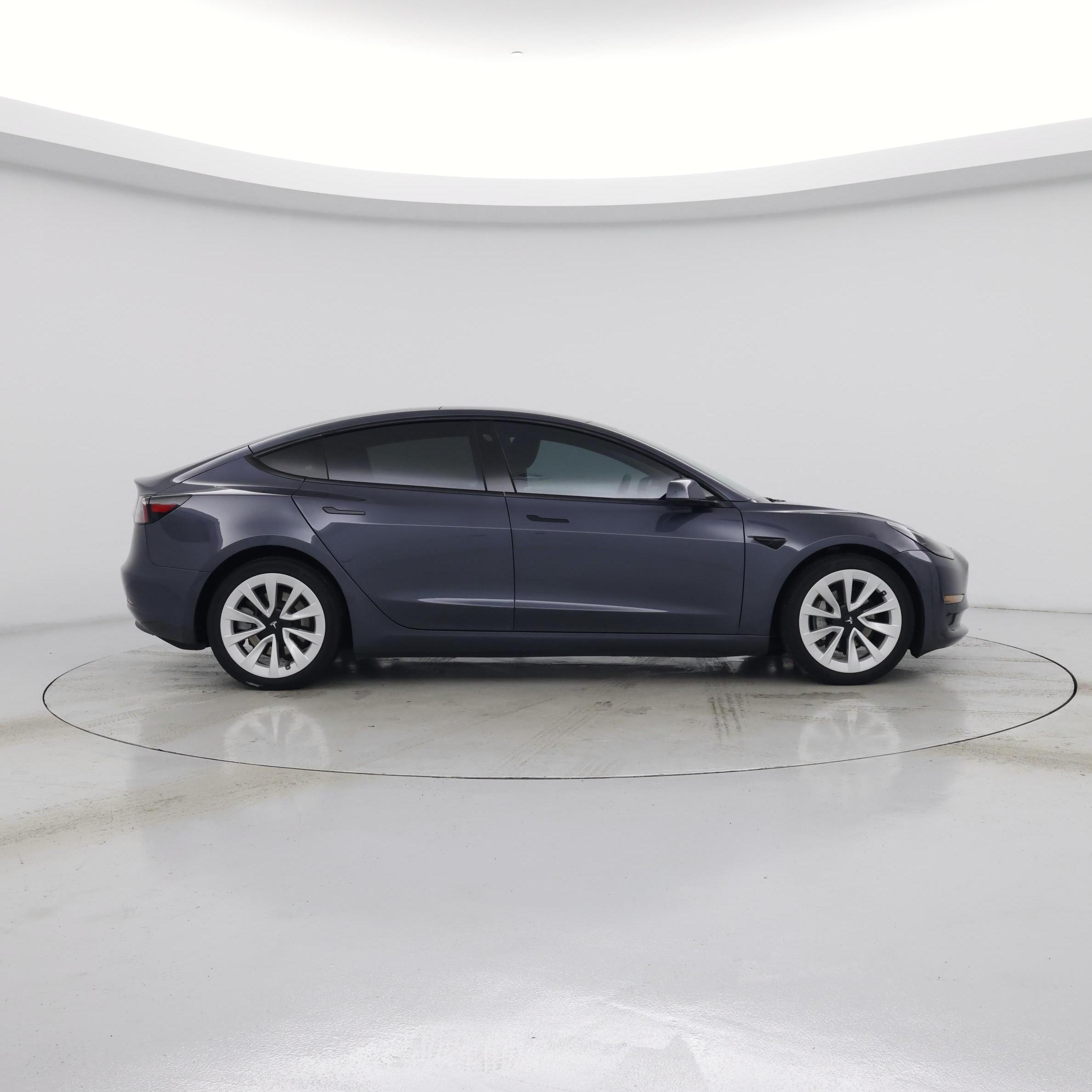 Thumbnail: 2022 Tesla Model 3 - 7