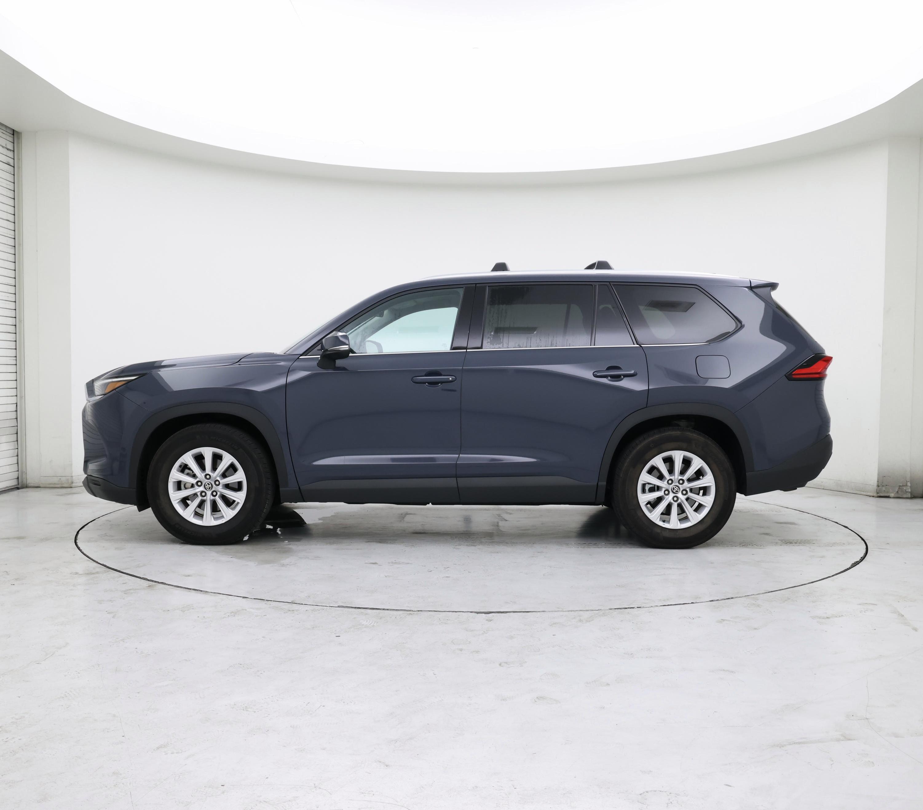 Thumbnail: 2024 Toyota Grand Highlander - 3