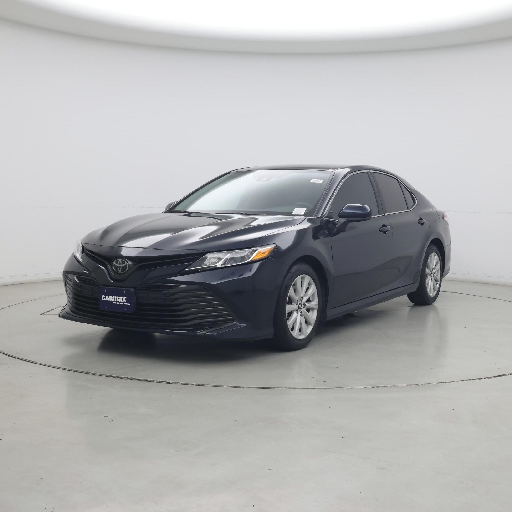 Thumbnail: 2019 Toyota Camry - 4