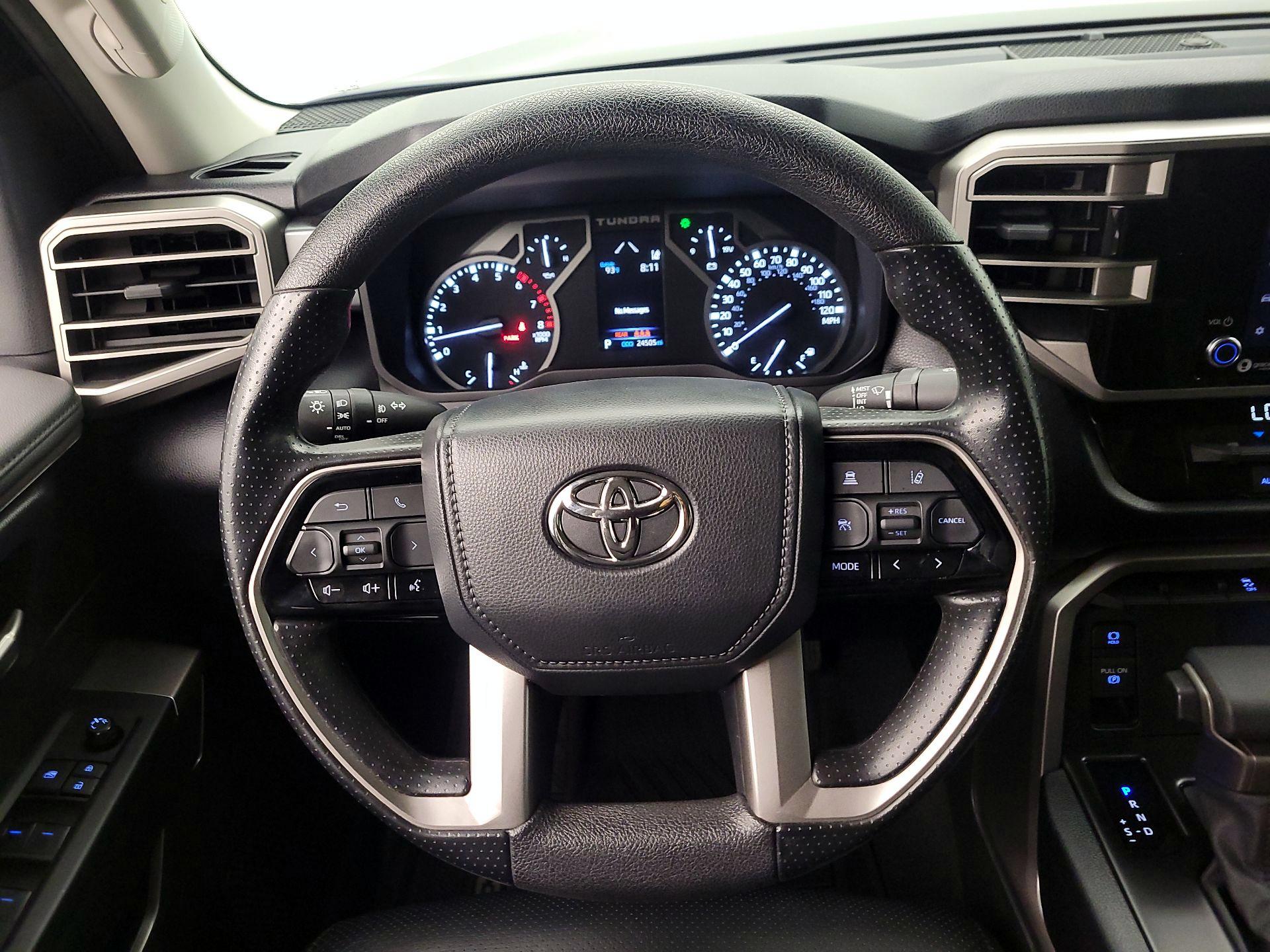Thumbnail: 2022 Toyota Tundra - 10