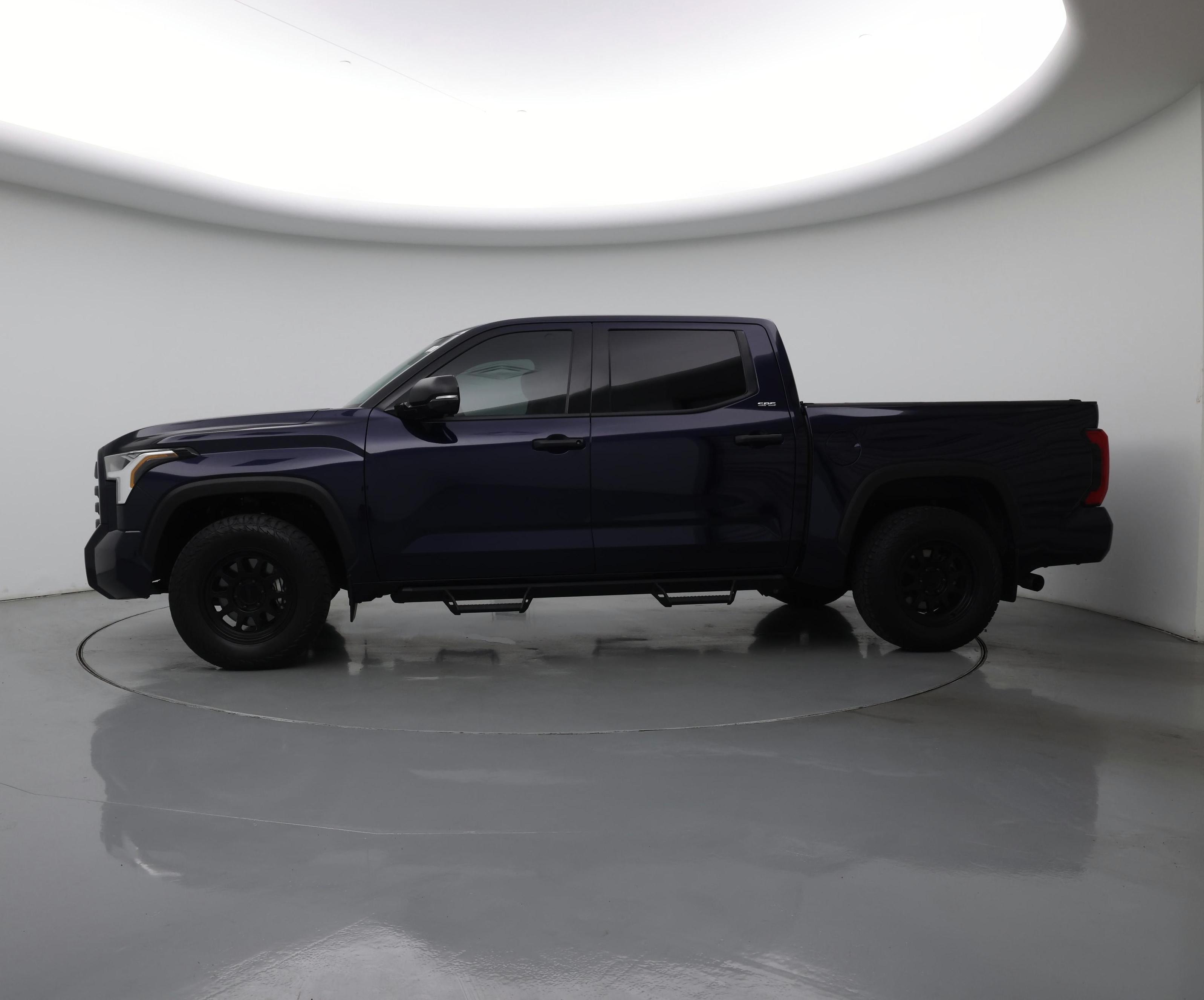 Thumbnail: 2022 Toyota Tundra - 3