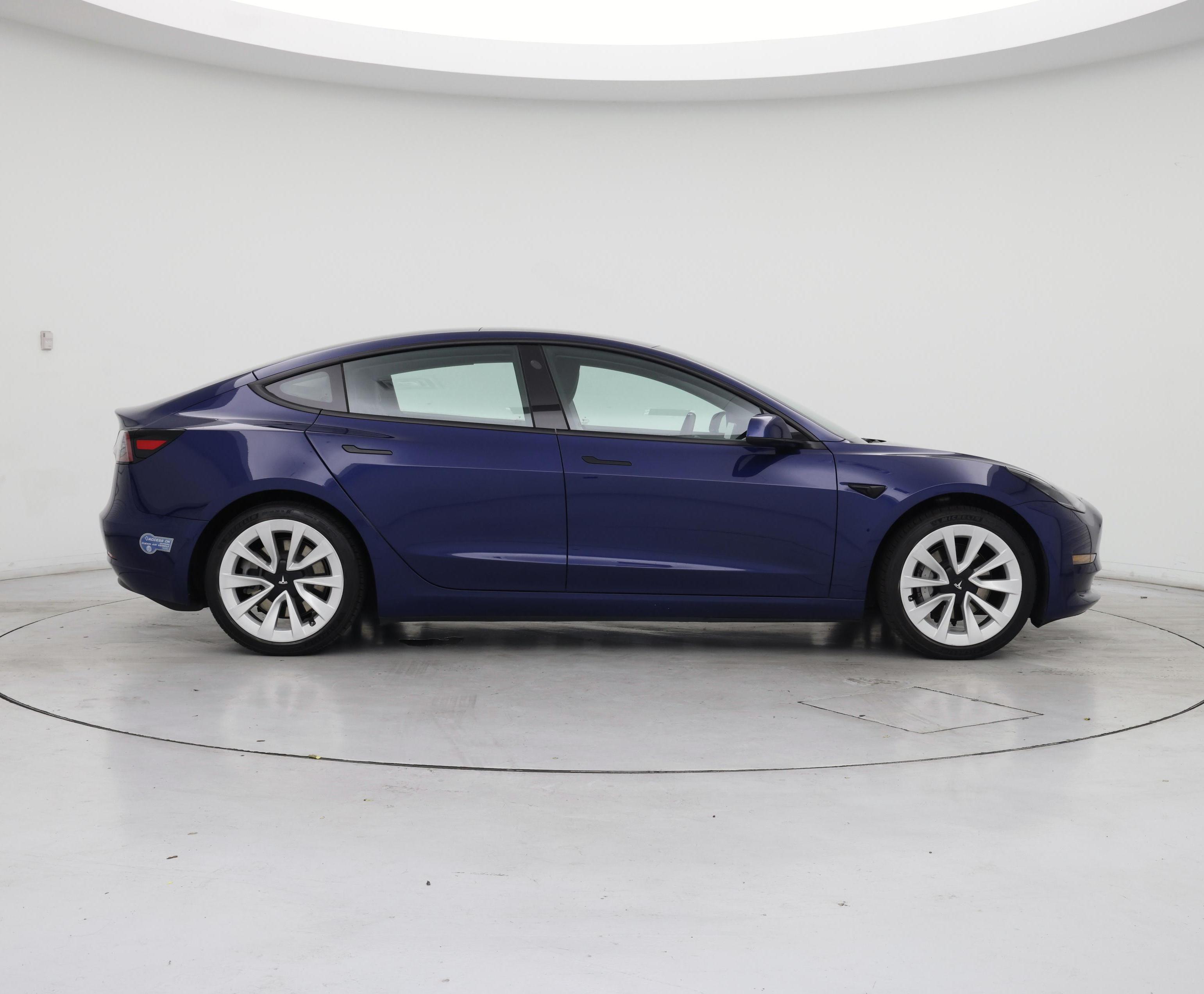 Thumbnail: 2021 Tesla Model 3 - 7