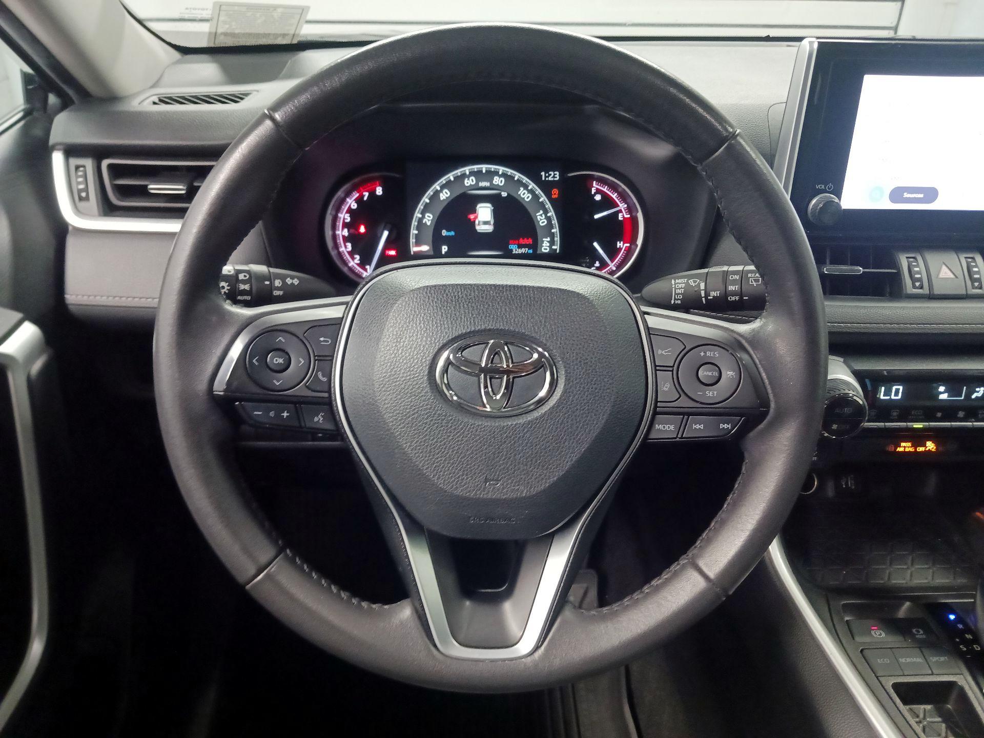 Thumbnail: 2023 Toyota RAV4 - 10