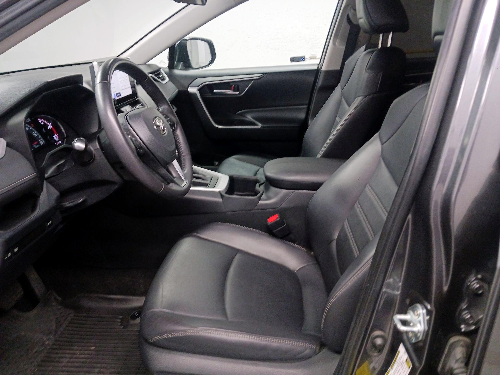 Thumbnail: 2023 Toyota RAV4 - 11