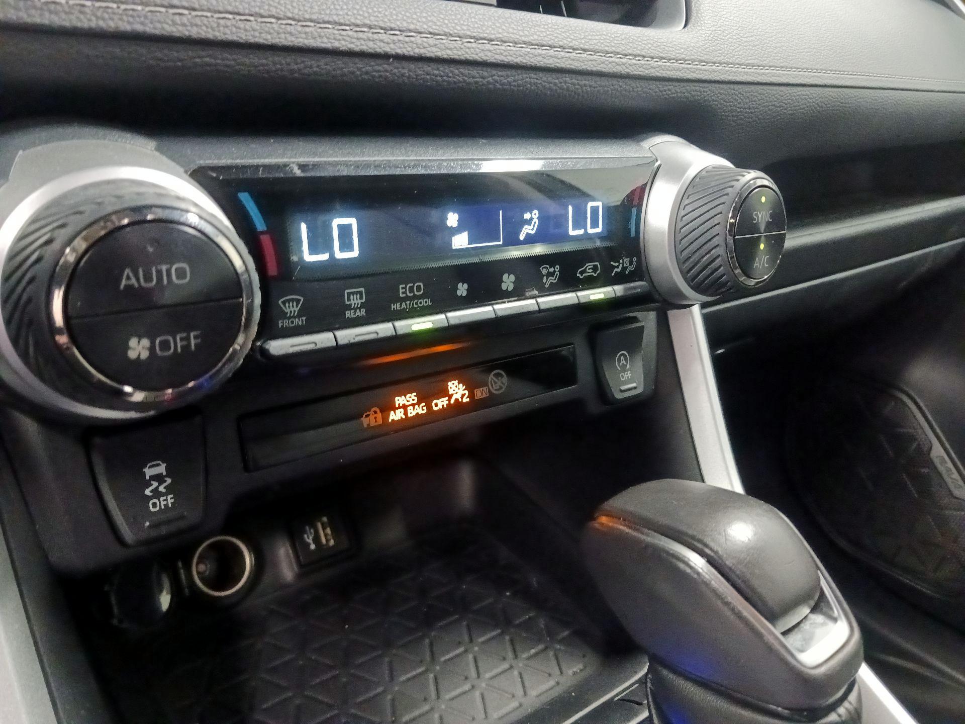 Thumbnail: 2023 Toyota RAV4 - 15