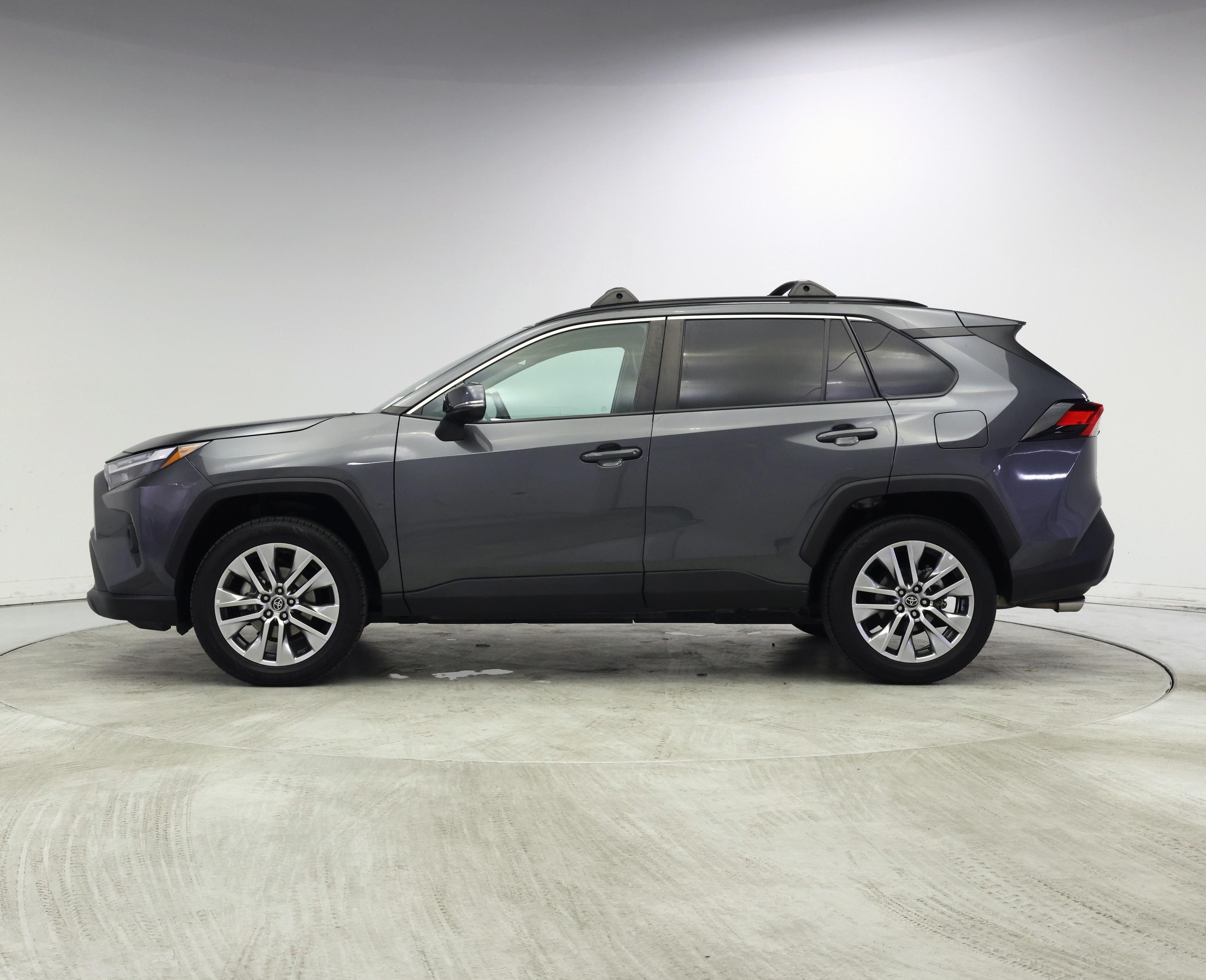 Thumbnail: 2023 Toyota RAV4 - 3
