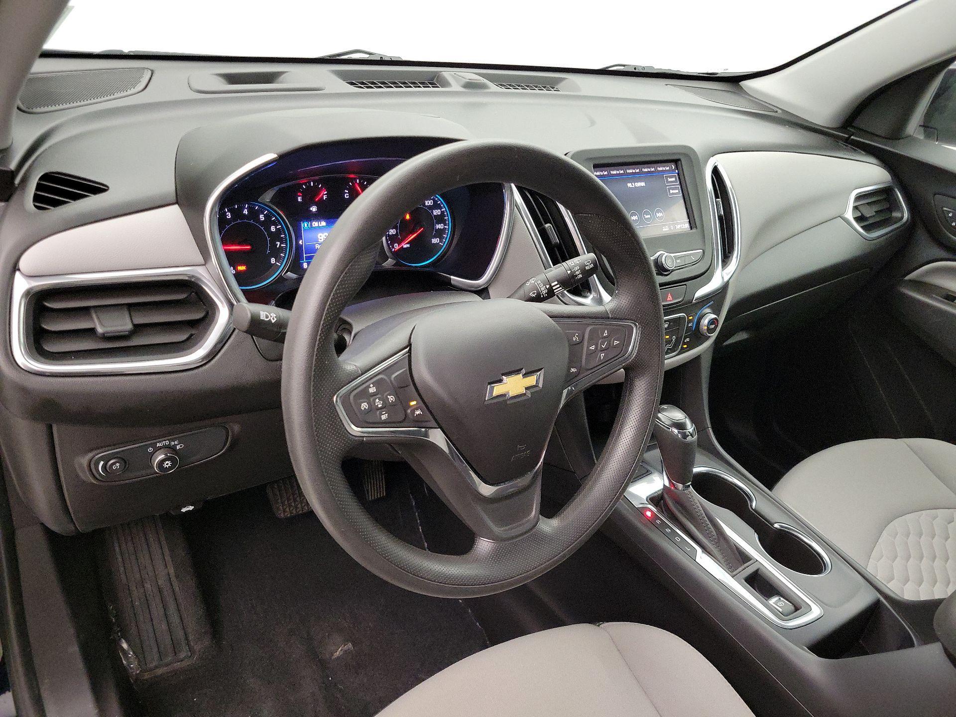 Thumbnail: 2020 Chevrolet Equinox - 9