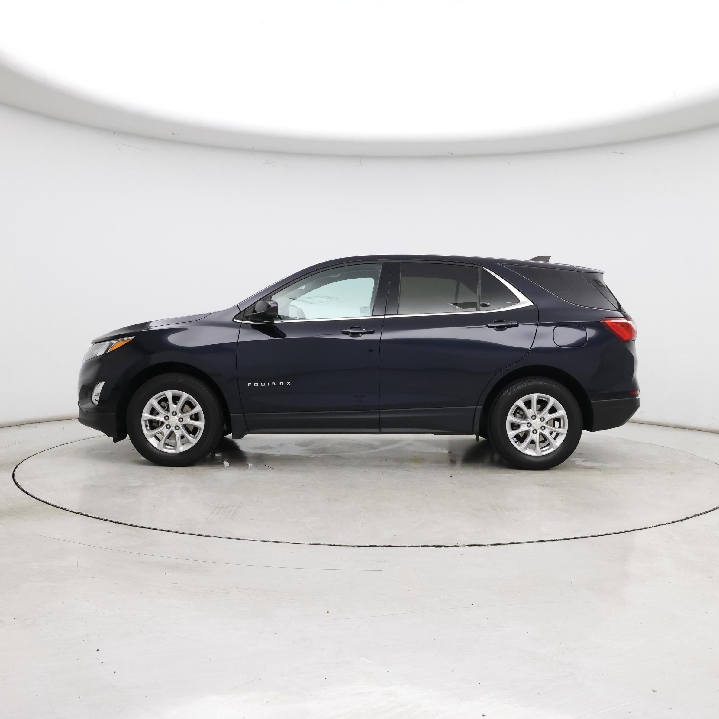 Thumbnail: 2020 Chevrolet Equinox - 3