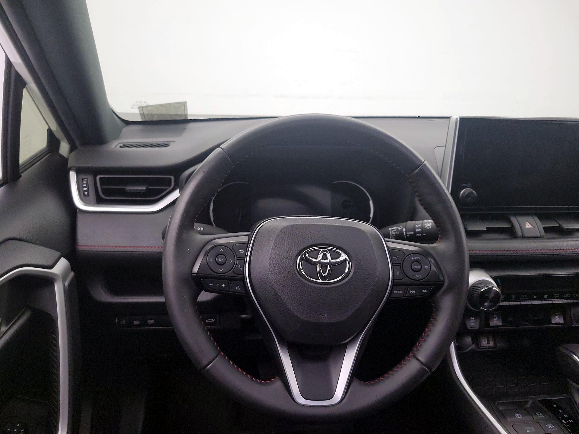Thumbnail: 2023 Toyota RAV4 - 10