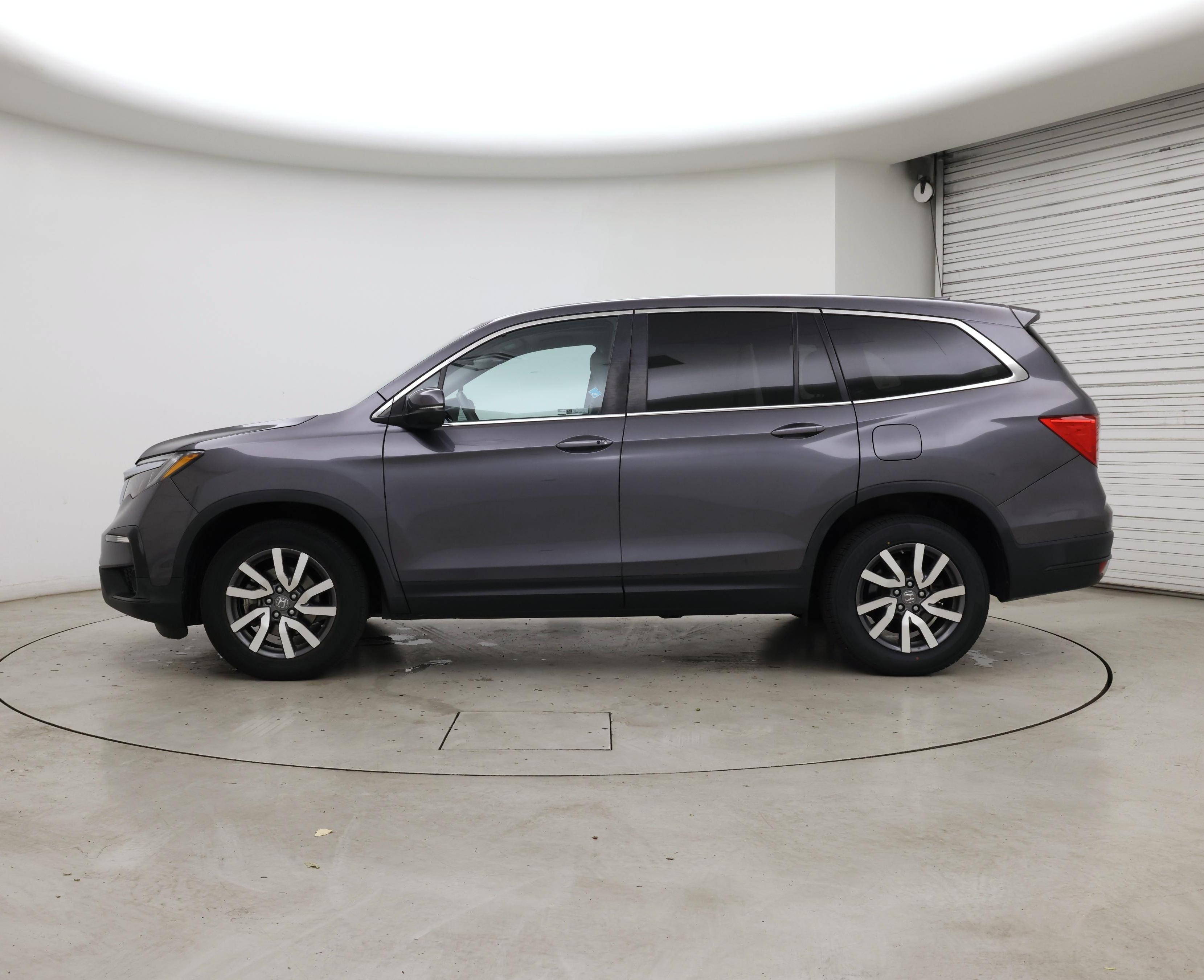 Thumbnail: 2019 Honda Pilot - 3