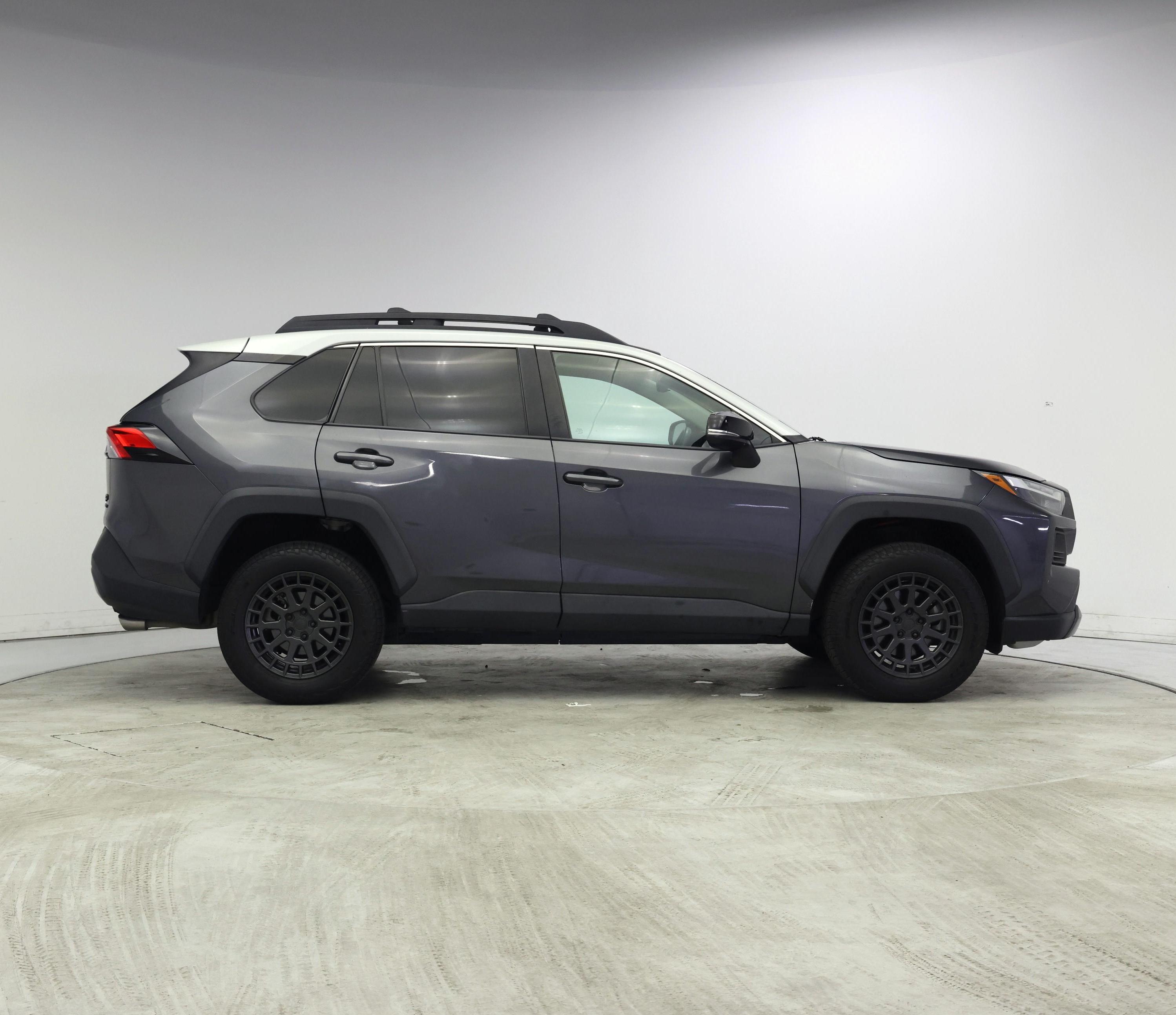 Thumbnail: 2022 Toyota RAV4 - 7