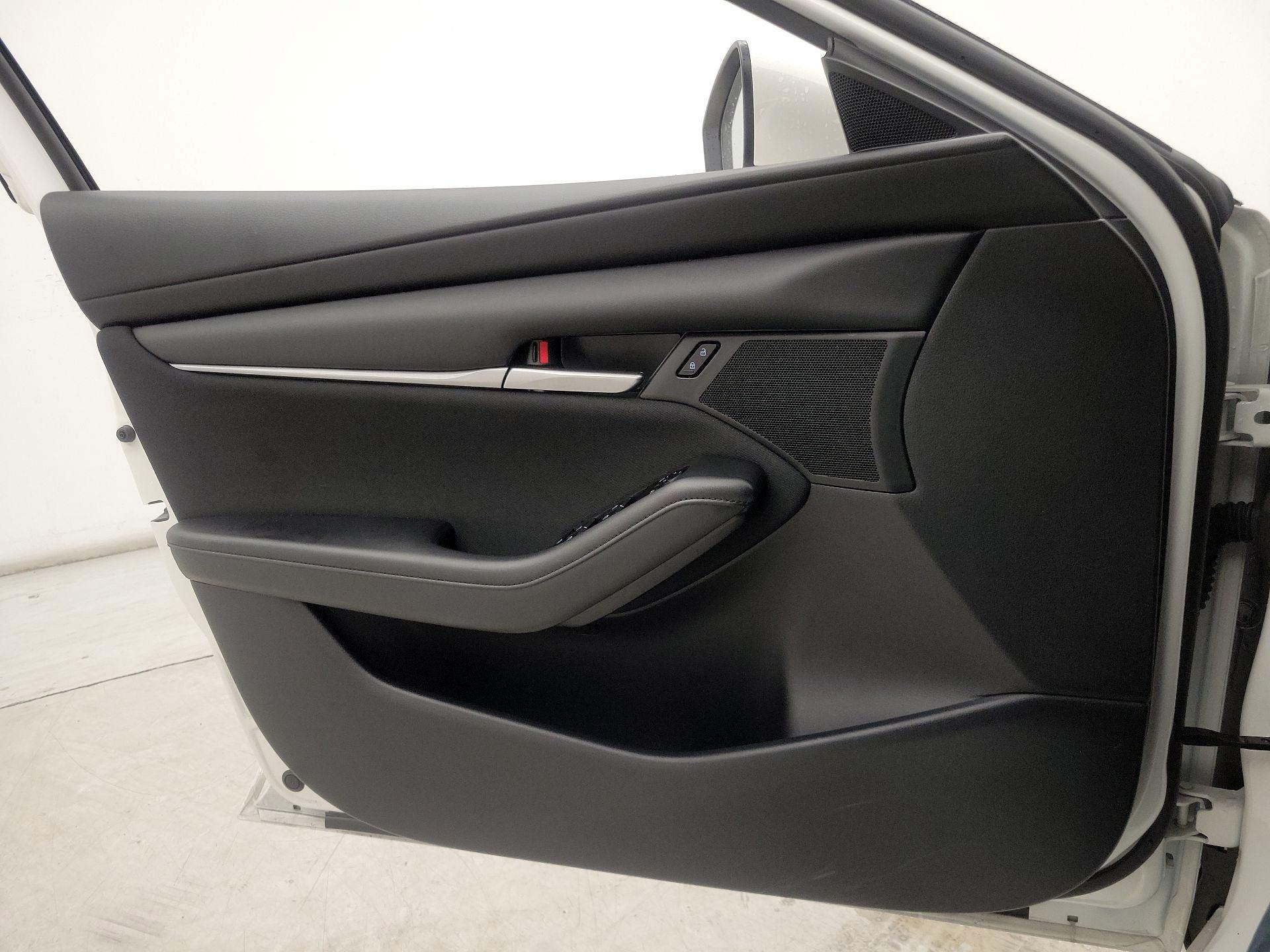 Thumbnail: 2025 Mazda Mazda3 - 12